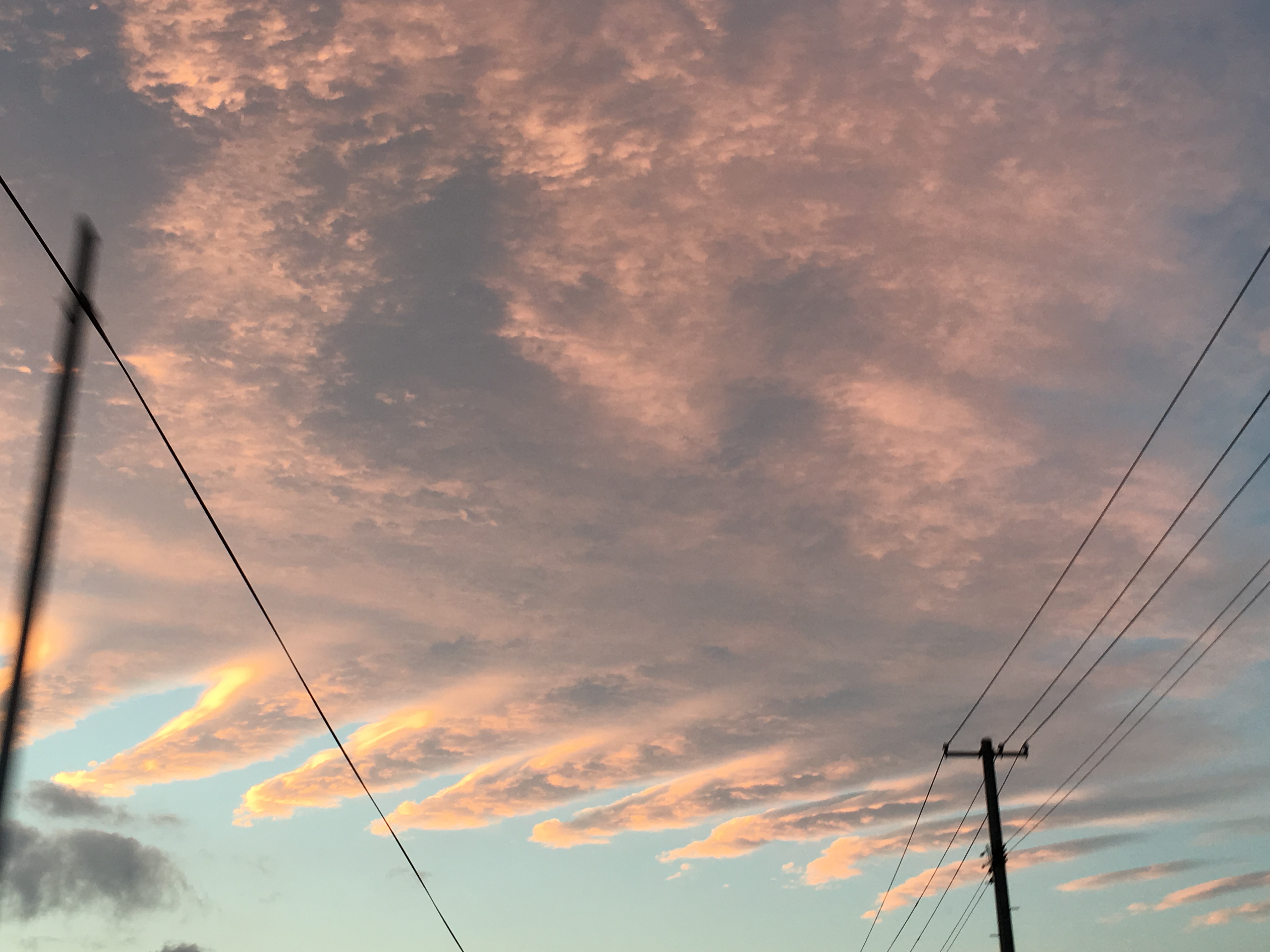 No.32915-1 地震雲