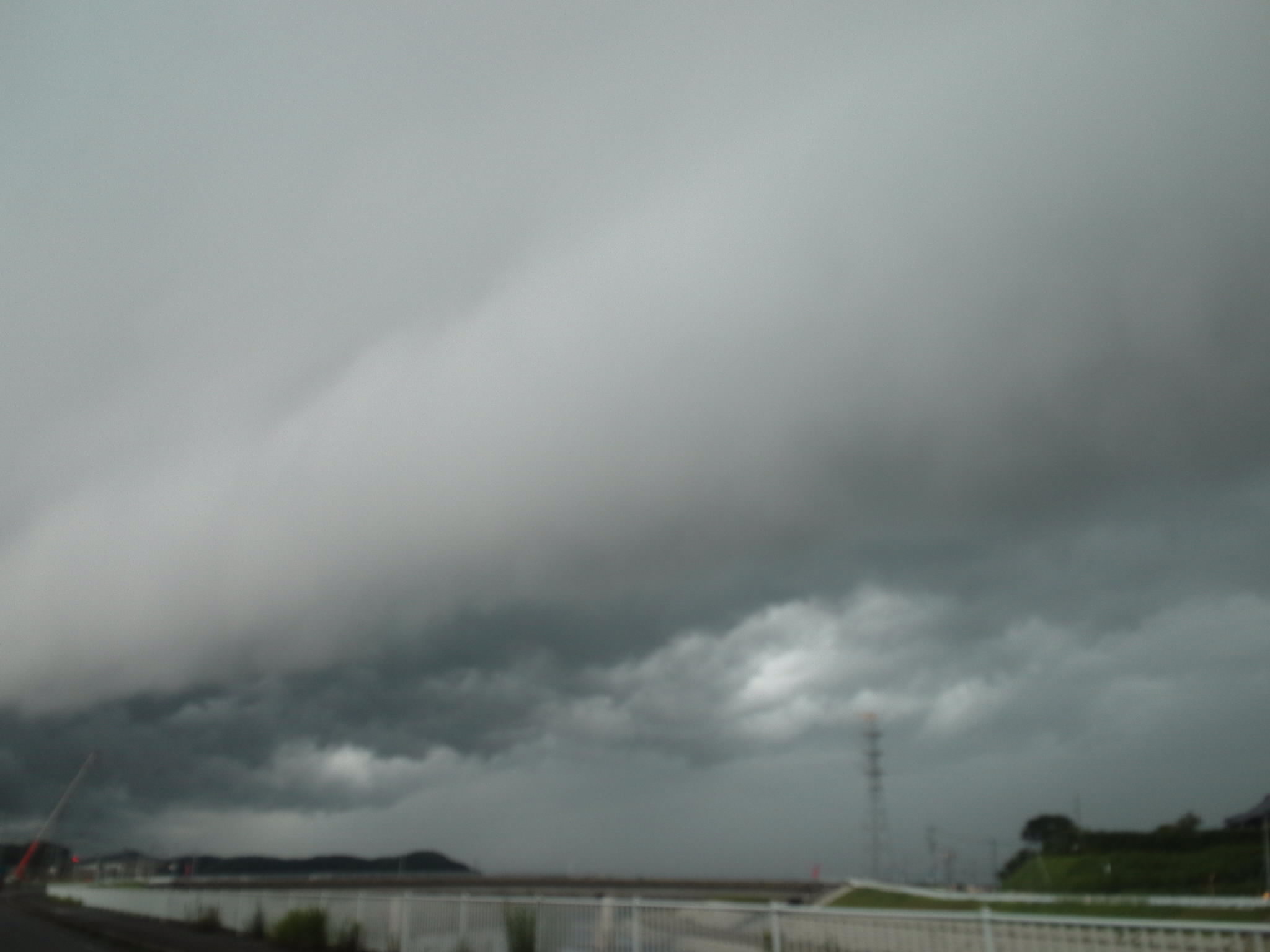 No.32943-1 地震雲