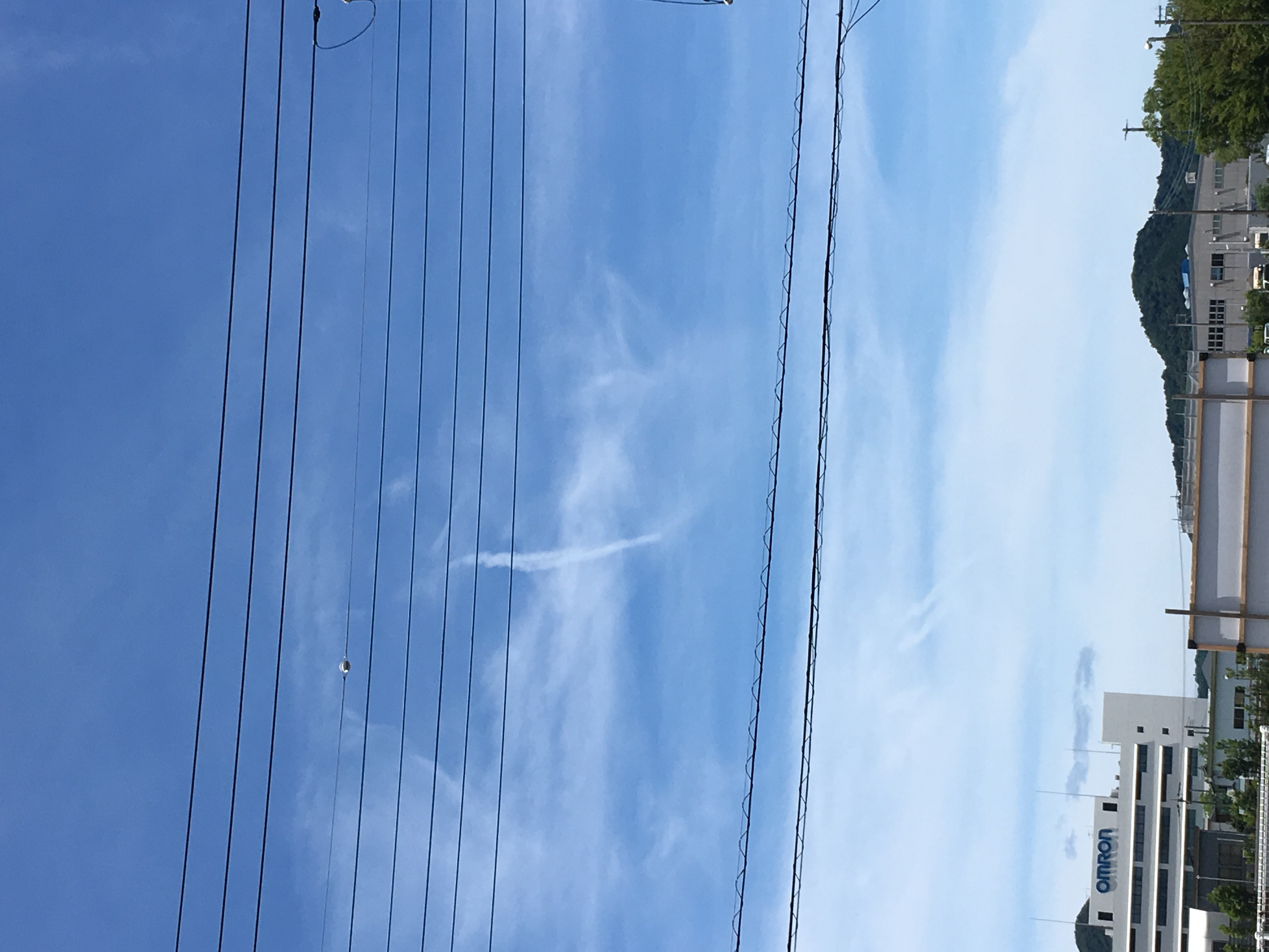 No.33051-1 地震雲