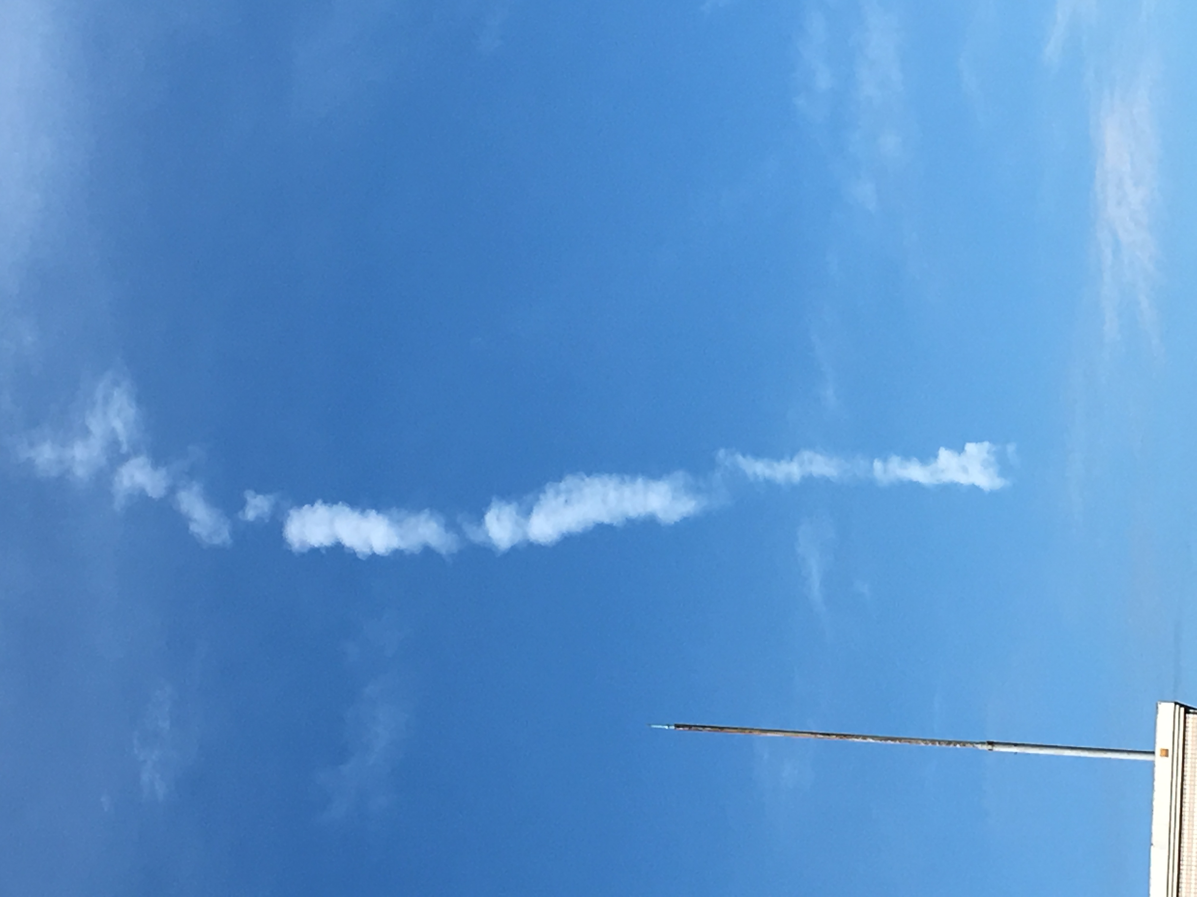 No.33163-1 地震雲