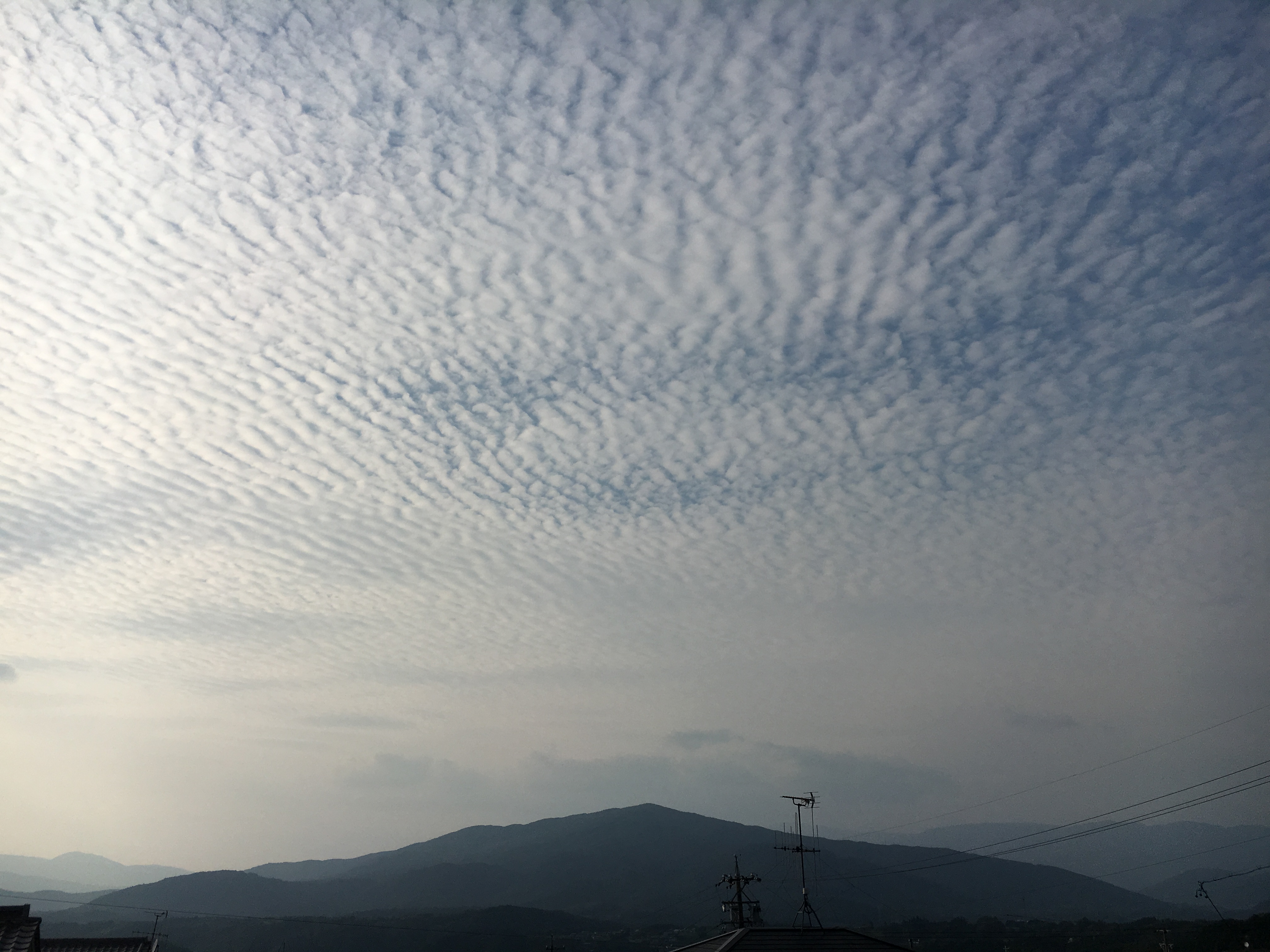 No.33167-1 地震雲