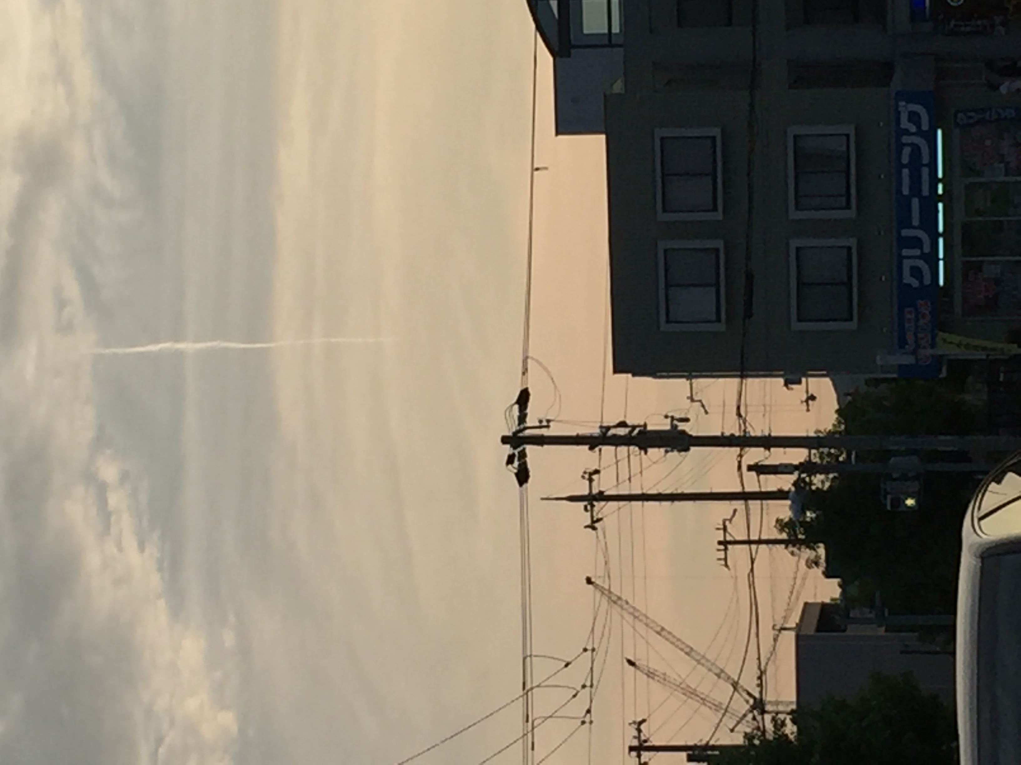 No.33294-1 地震雲