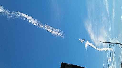 No.33372-1 地震雲