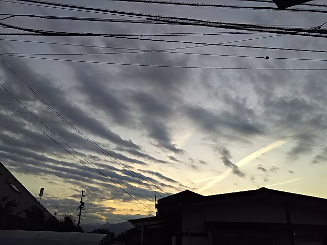 No.33648-1 地震雲