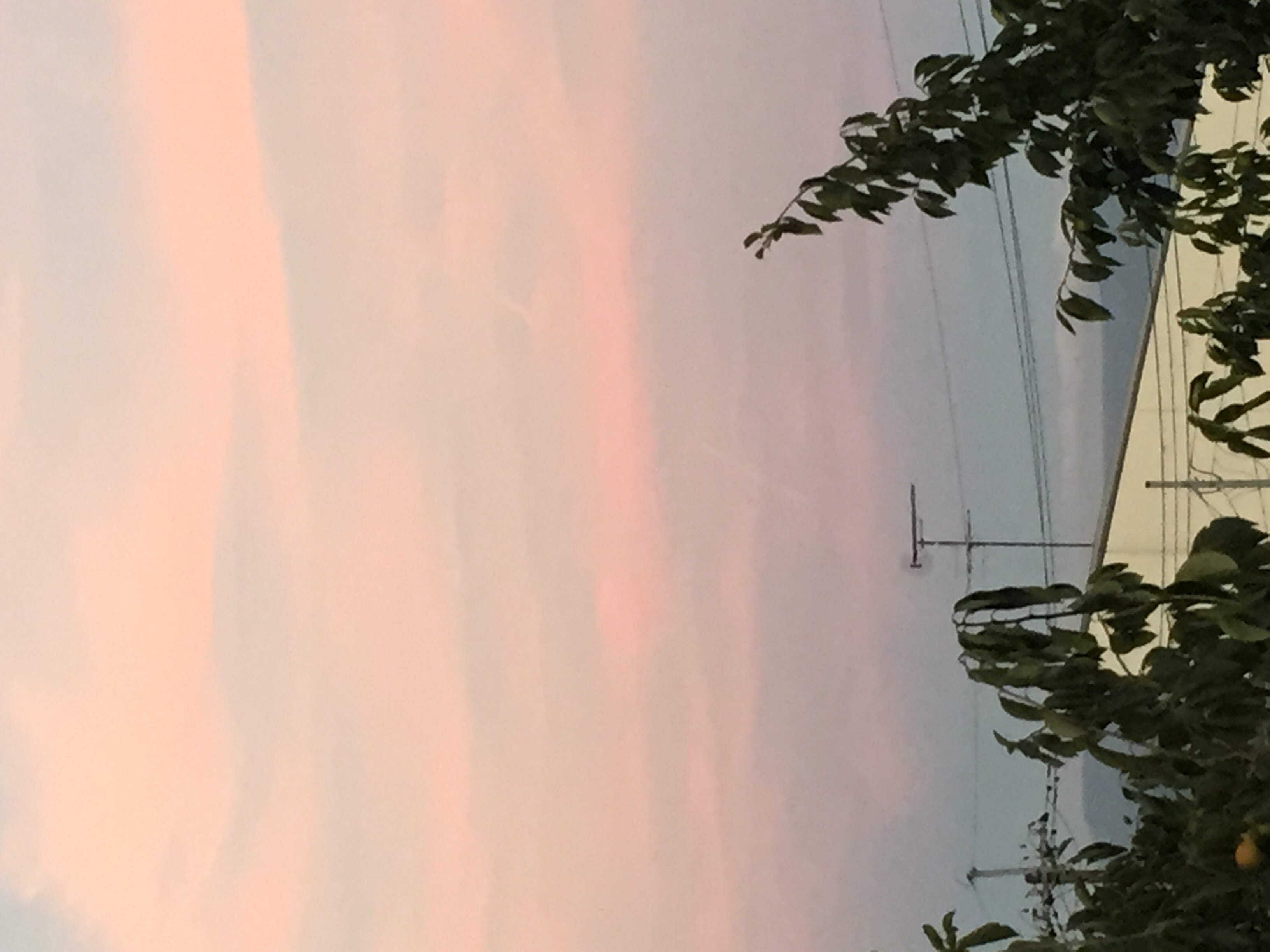 No.35221-1 地震雲