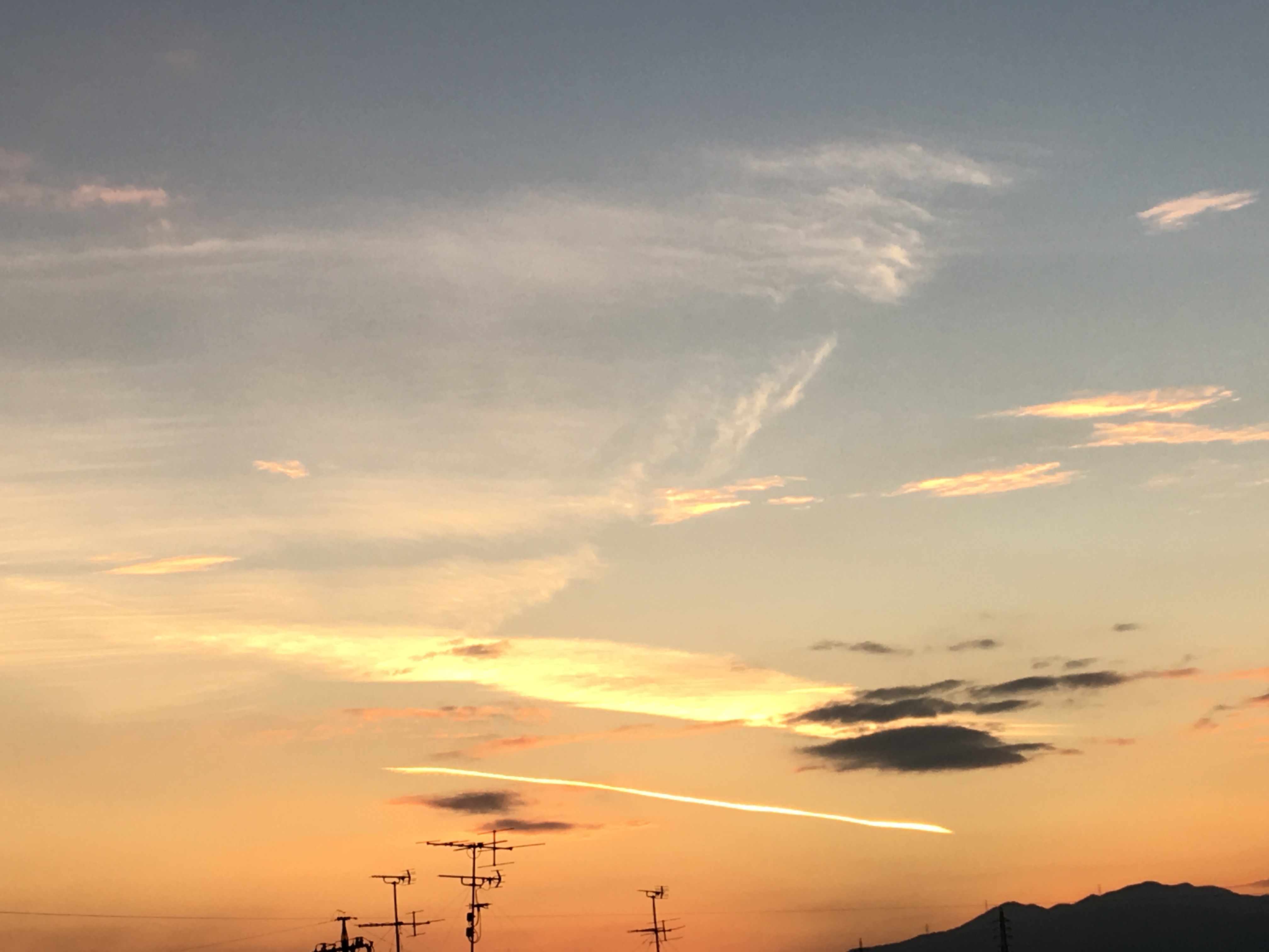 No.35241-1 地震雲