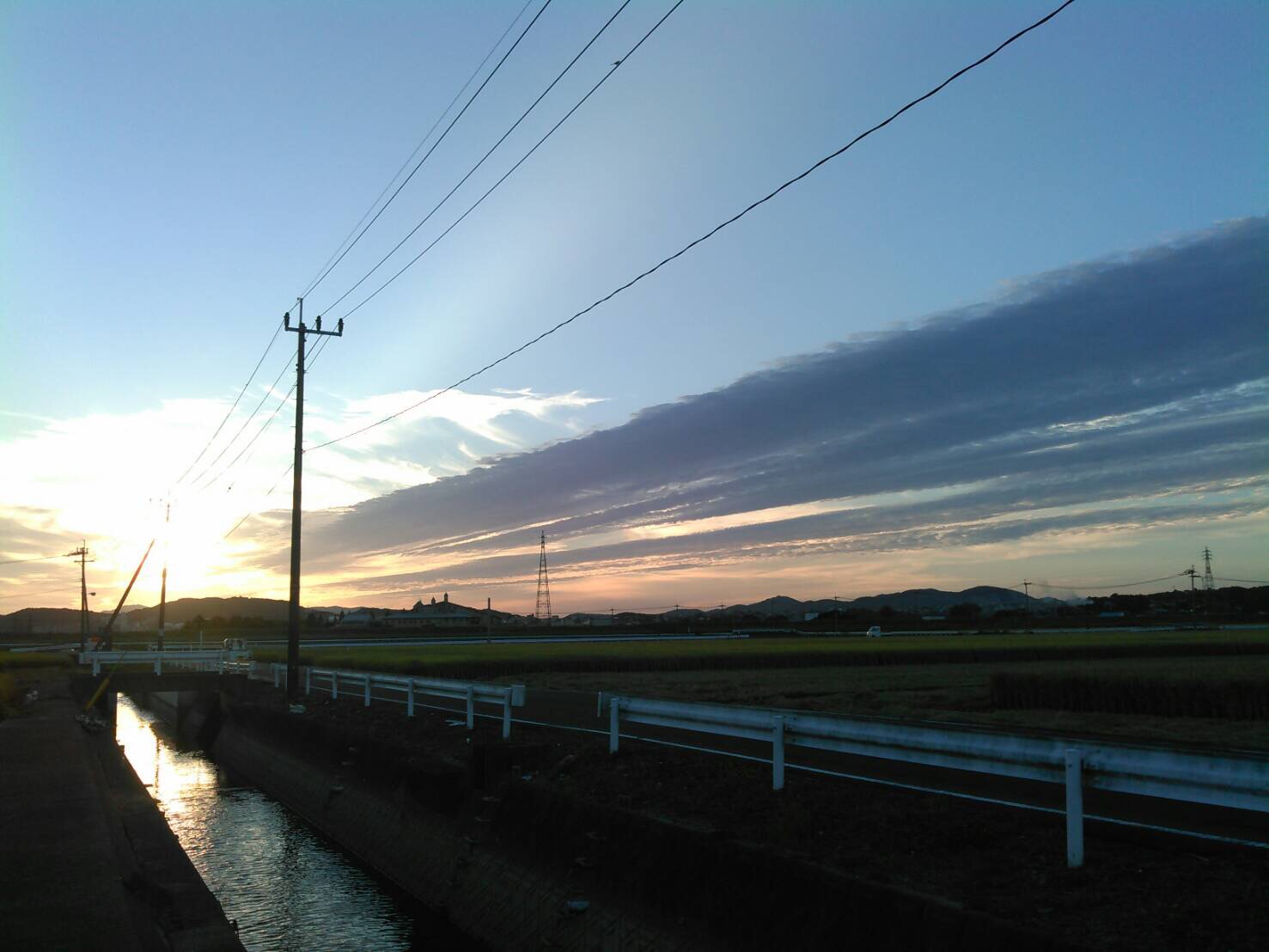 No.35732-1 地震雲