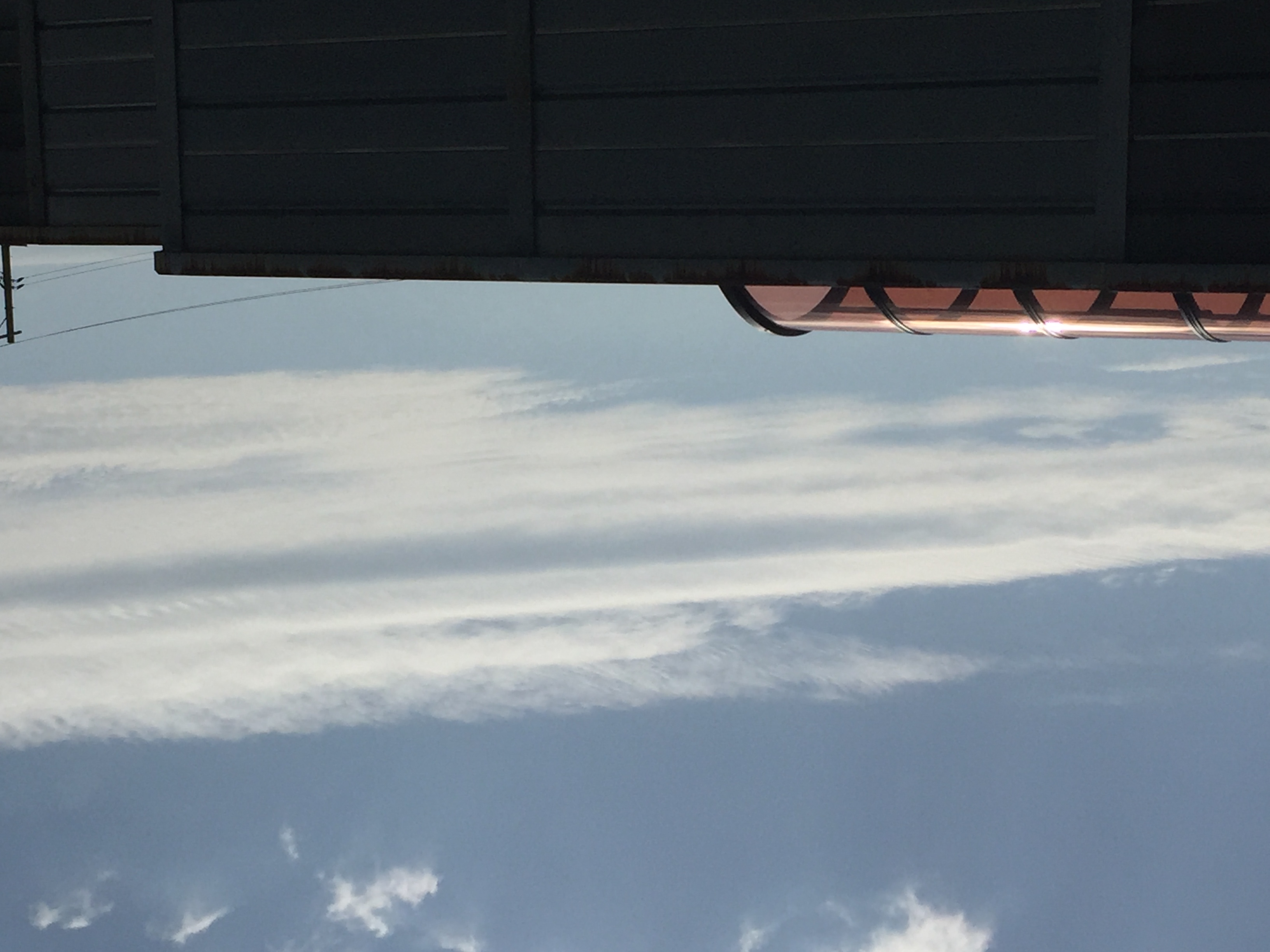 No.36619-1 地震雲