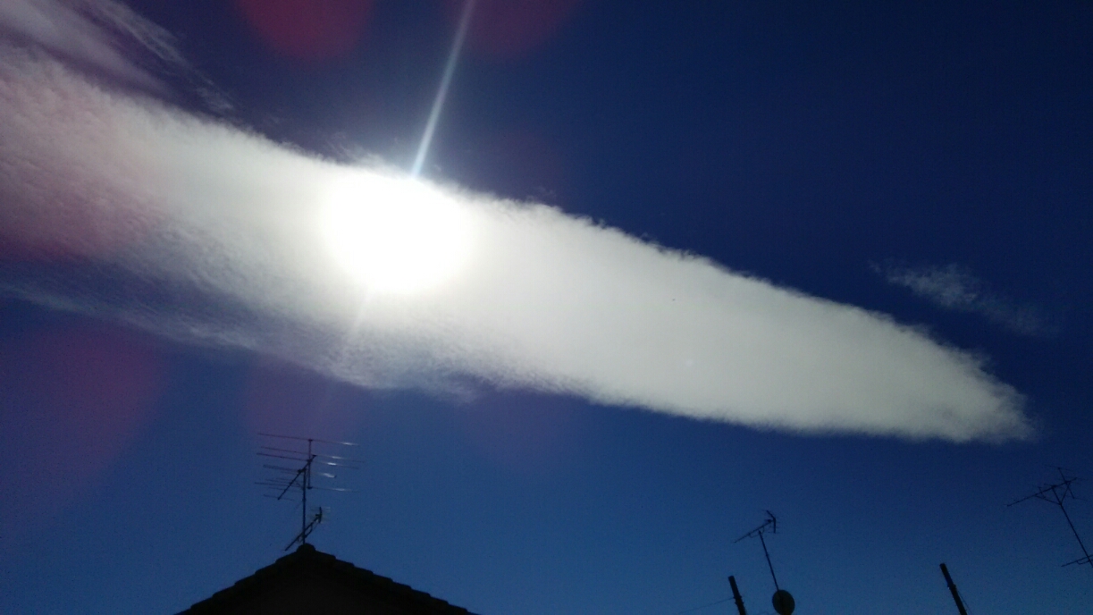 No.36714-1 地震雲