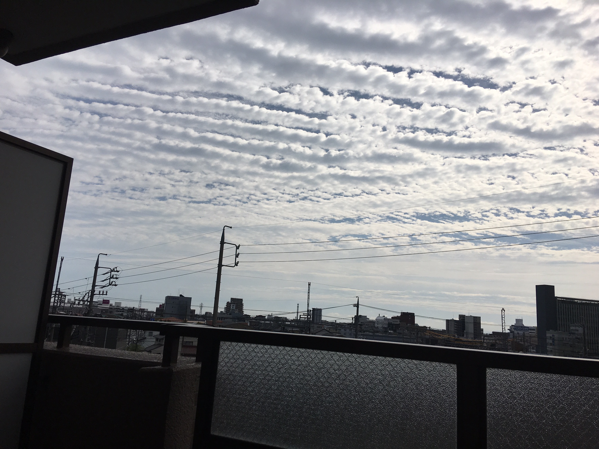 No.36925-1 地震雲