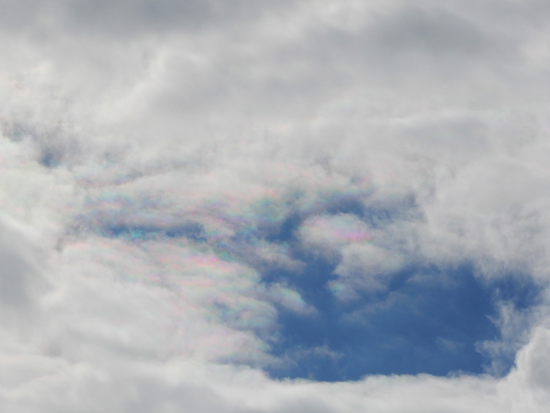 No.37245-1 地震雲