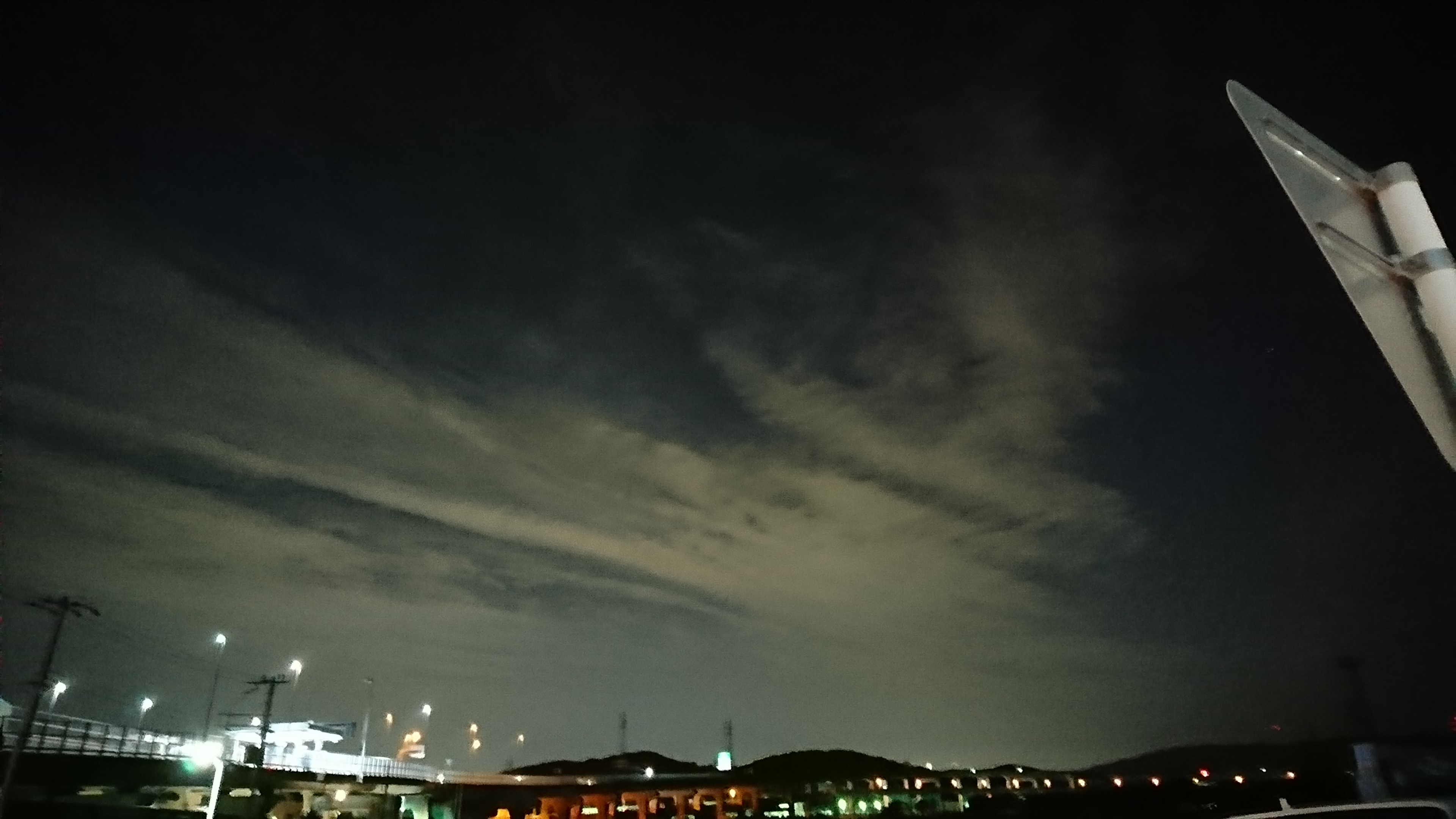 No.37360-1 地震雲