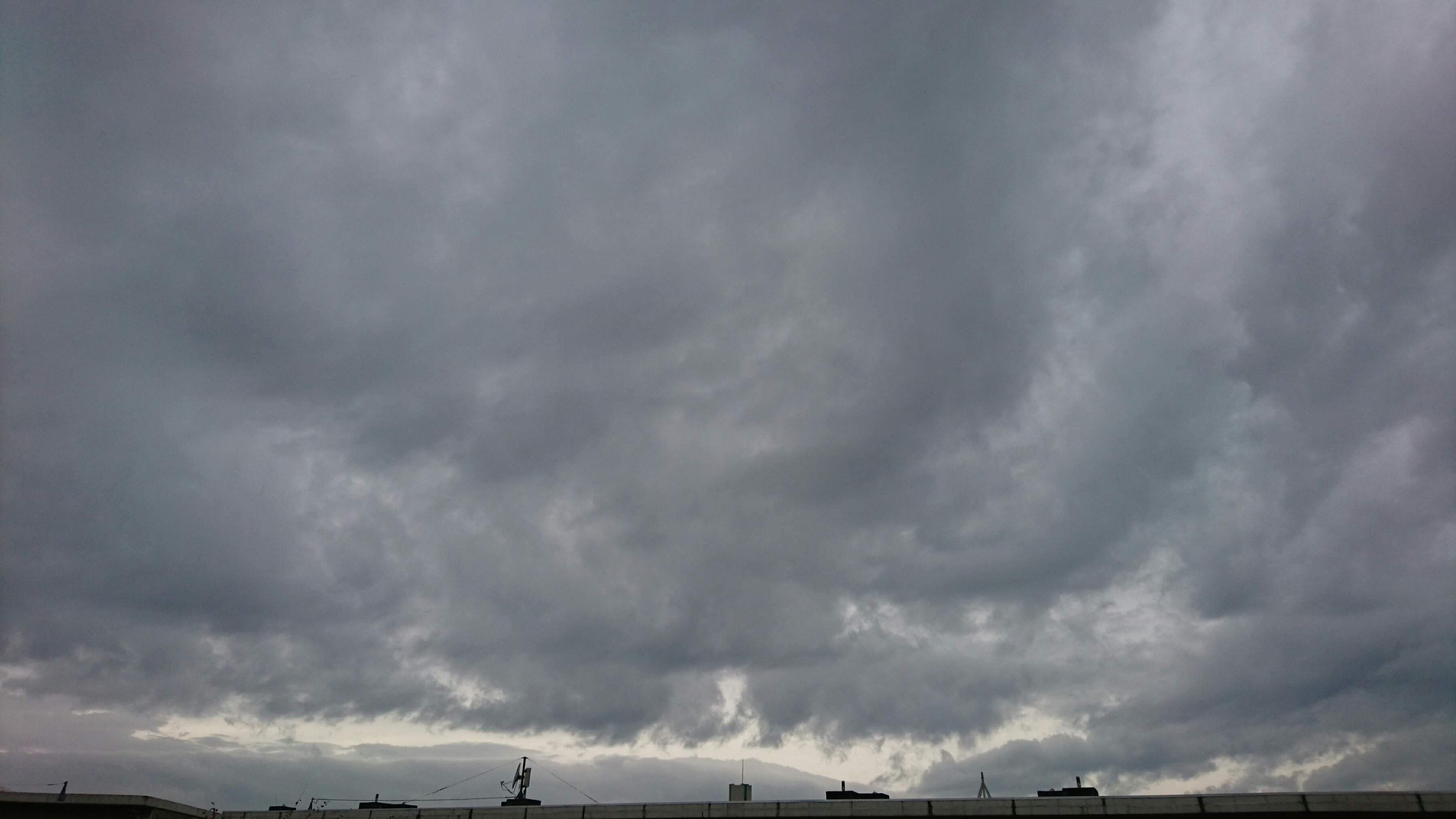 No.37512-1 地震雲