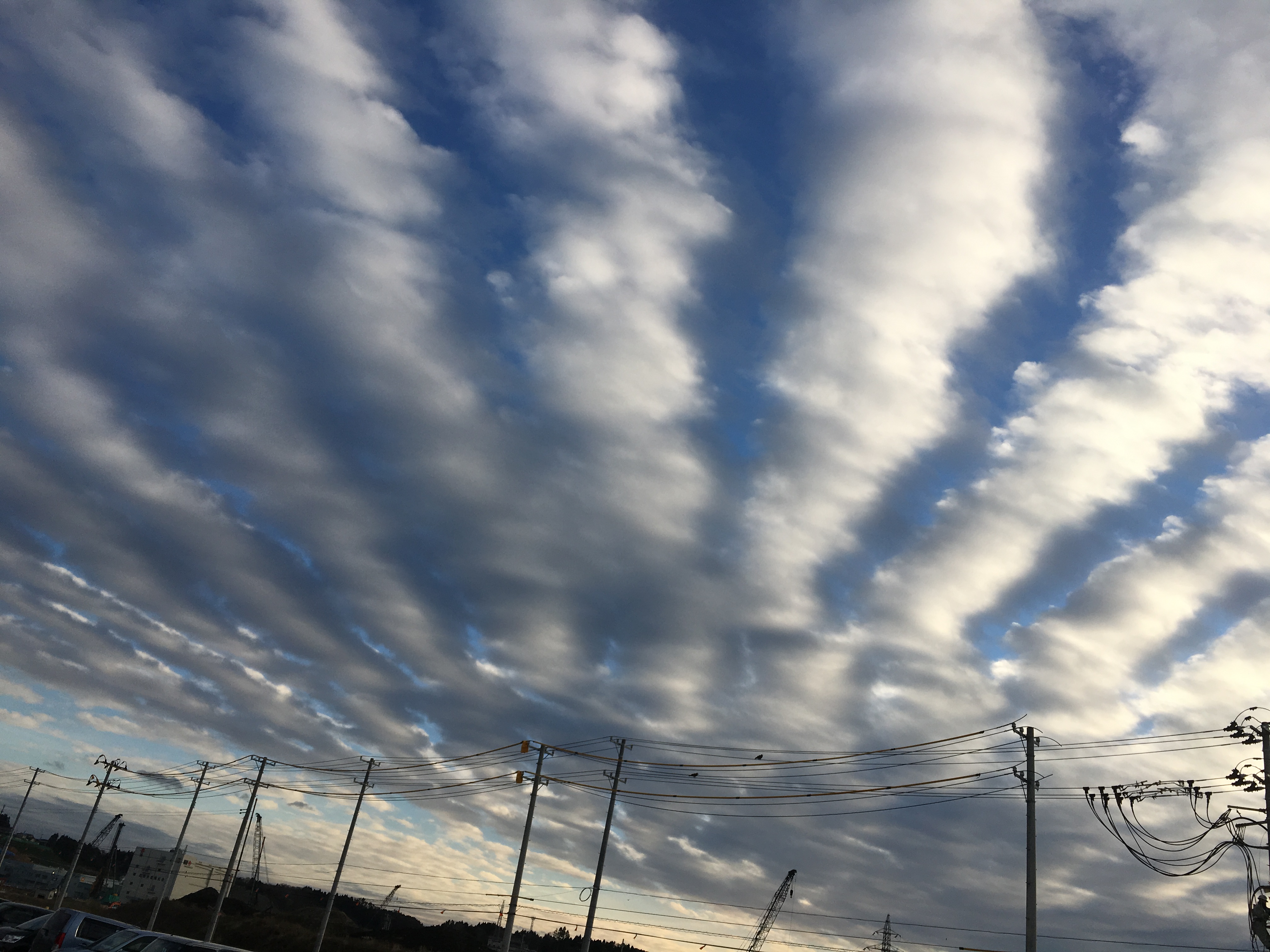 No.37831-1 地震雲