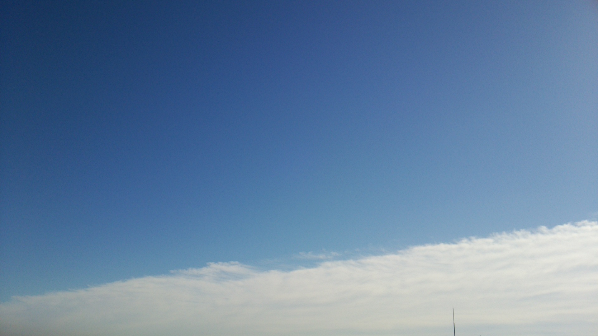 No.37906-1 地震雲