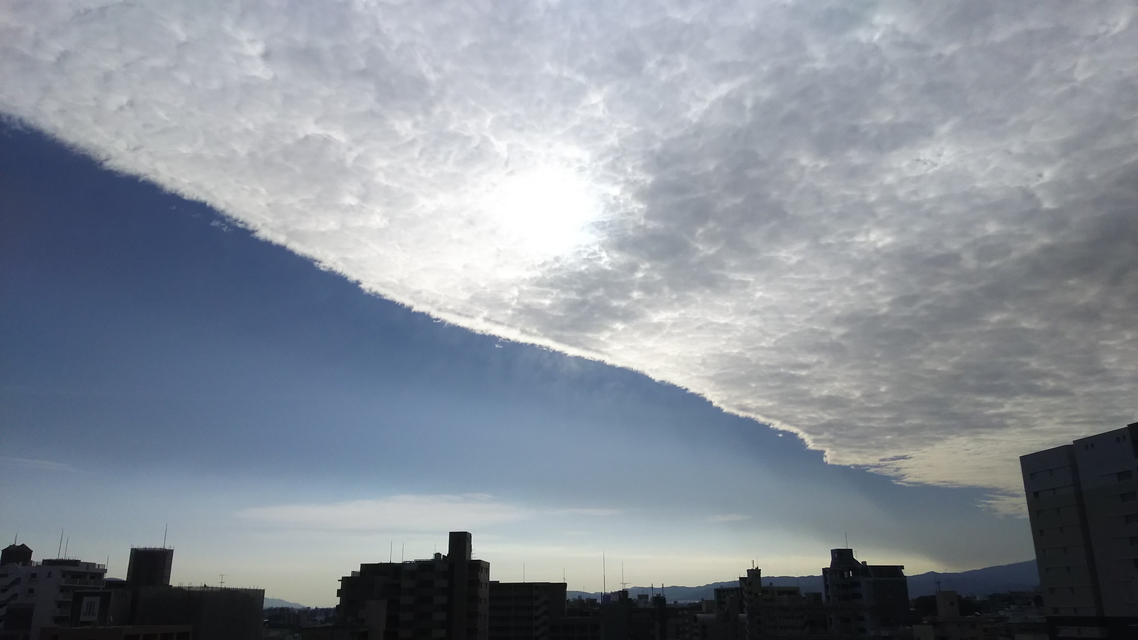 No.37931-1 地震雲