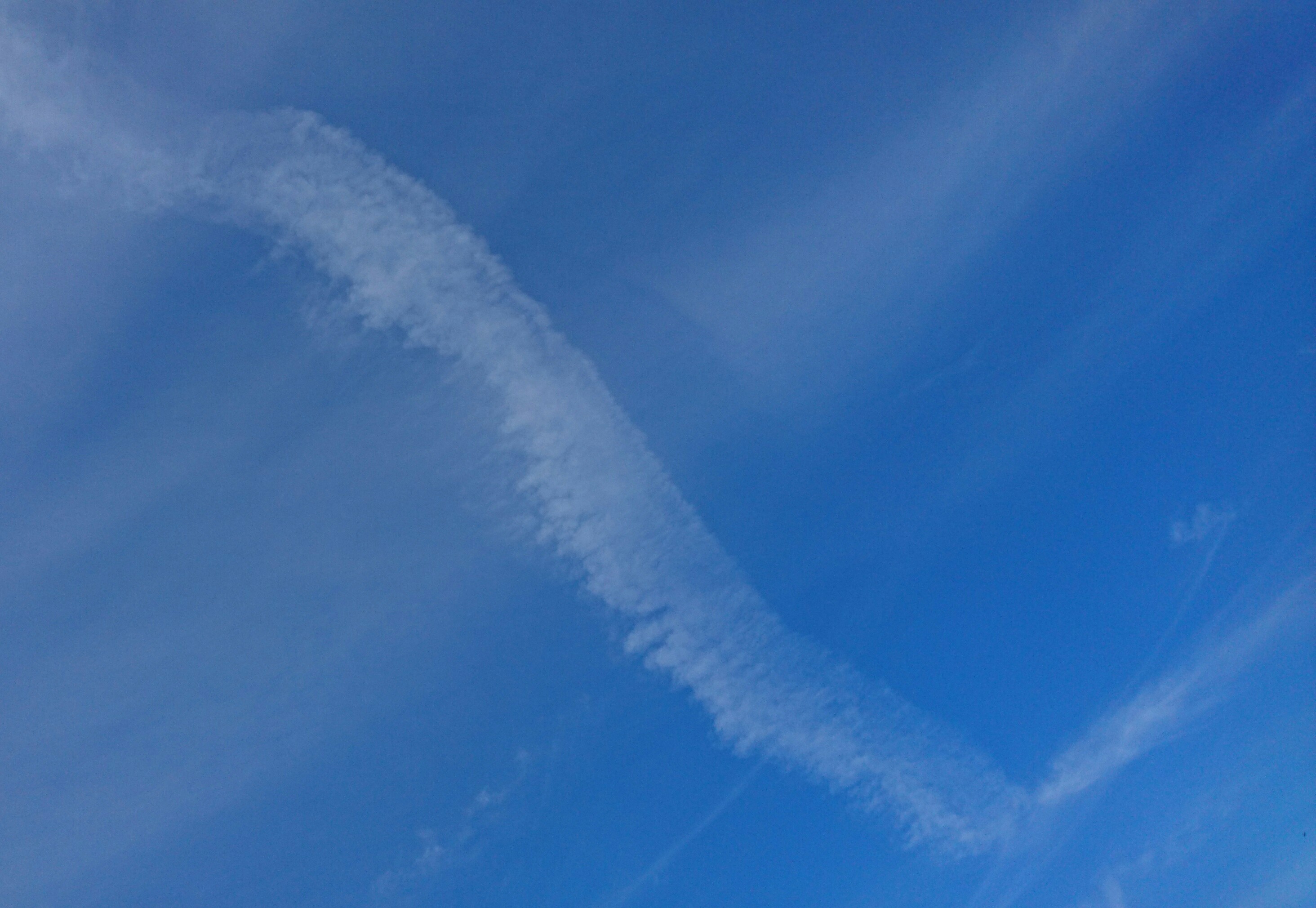 No.38243-1 地震雲