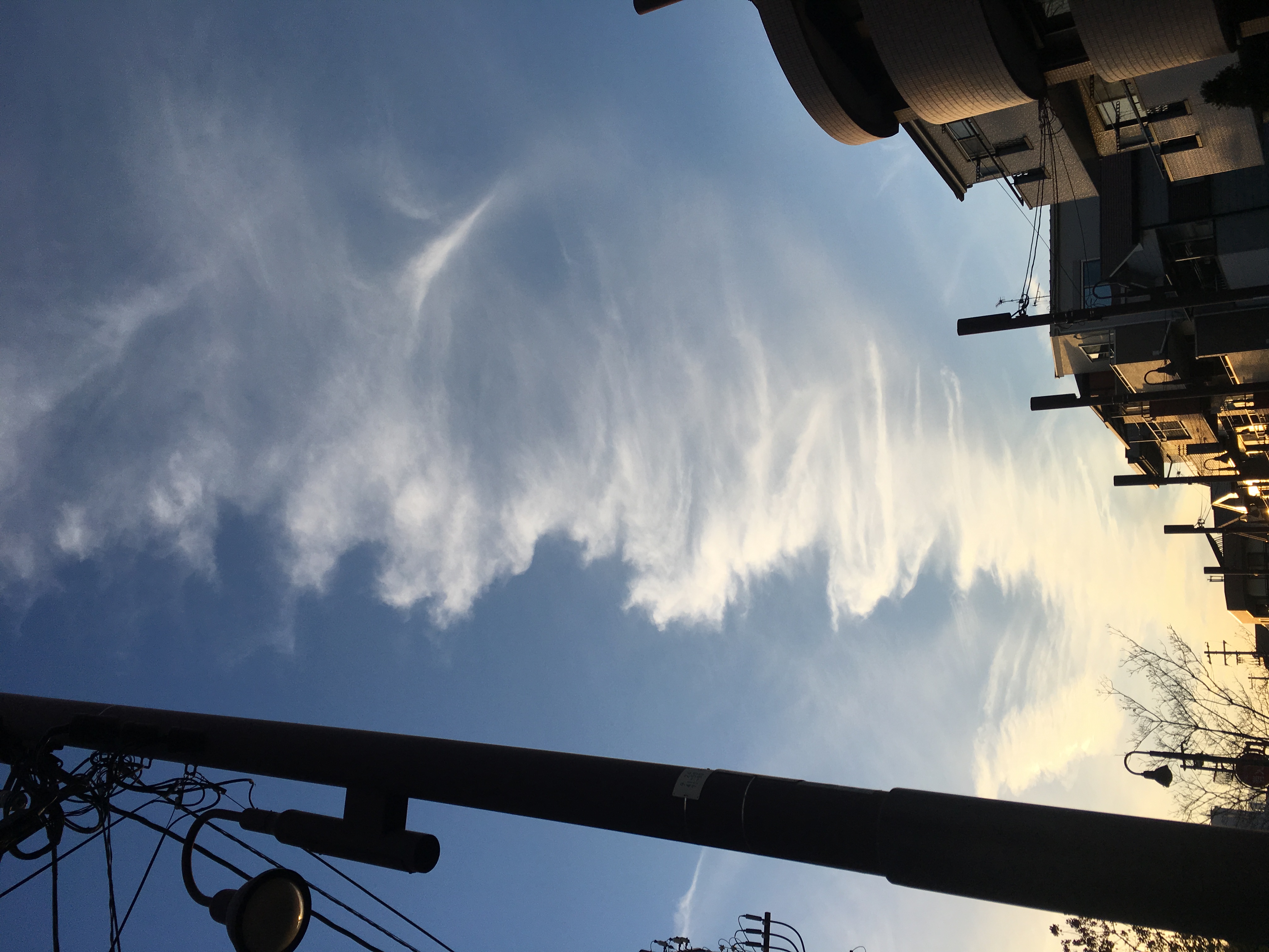 No.38258-1 地震雲