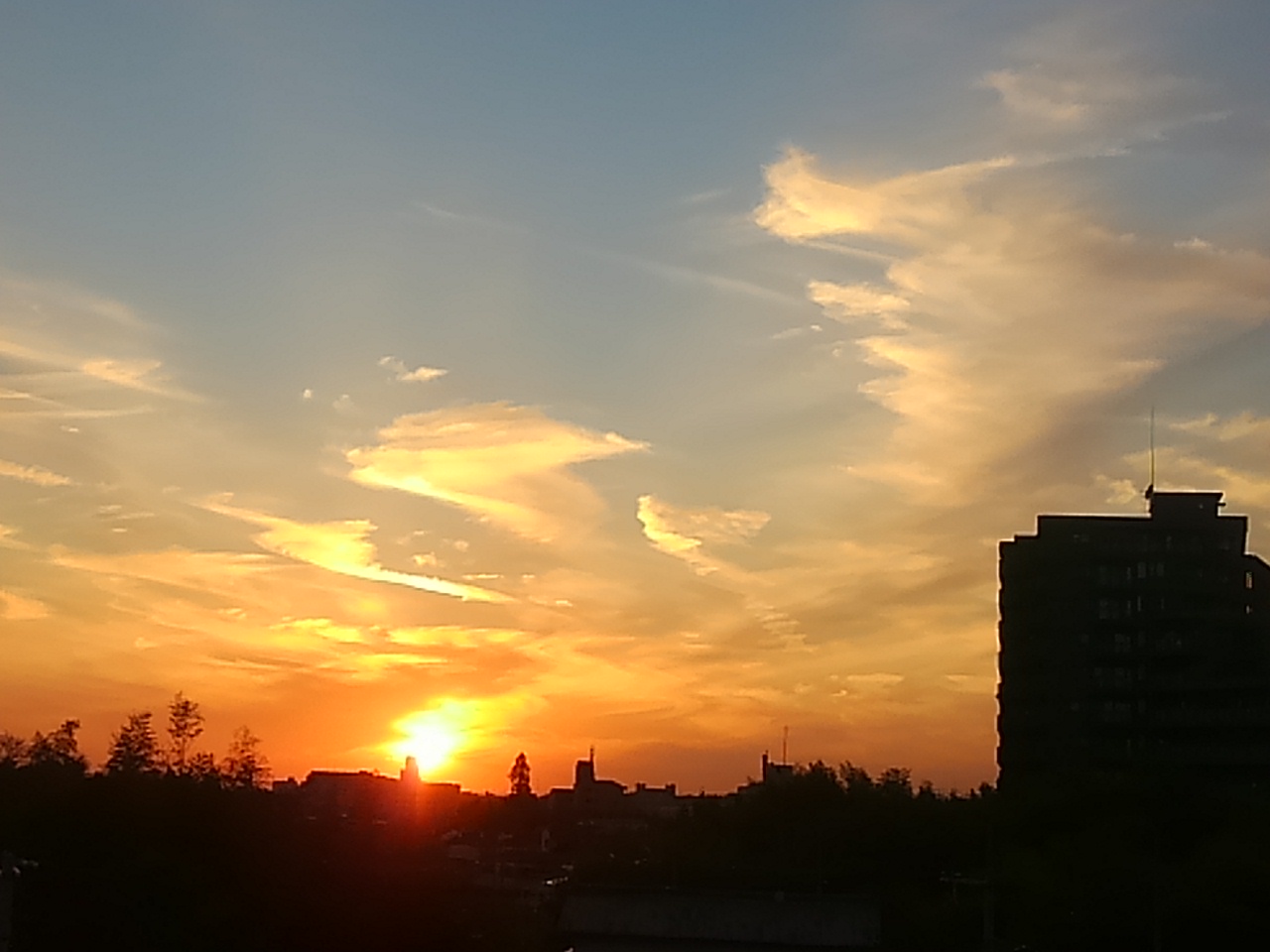 No.38265-1 地震雲