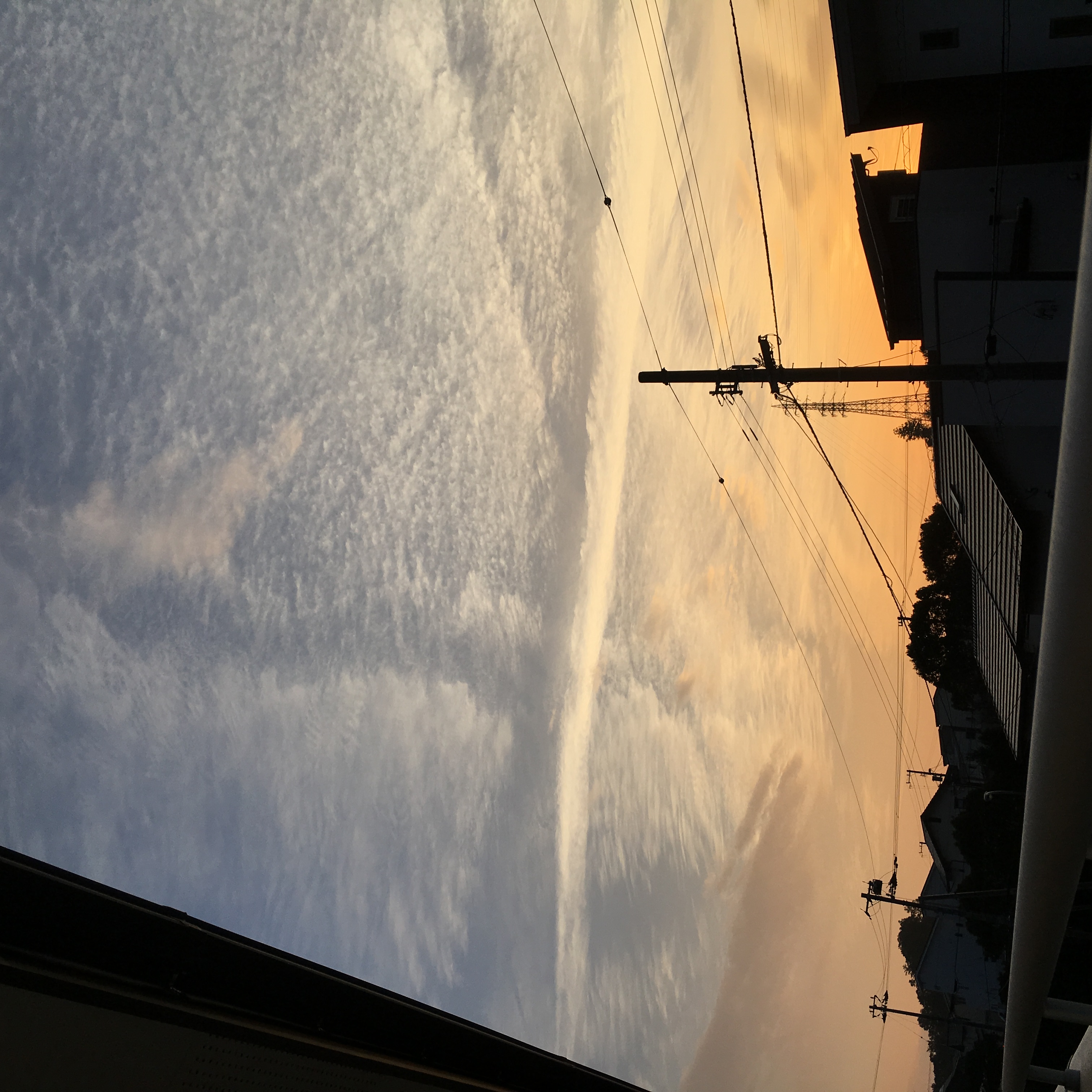 No.38375-1 地震雲