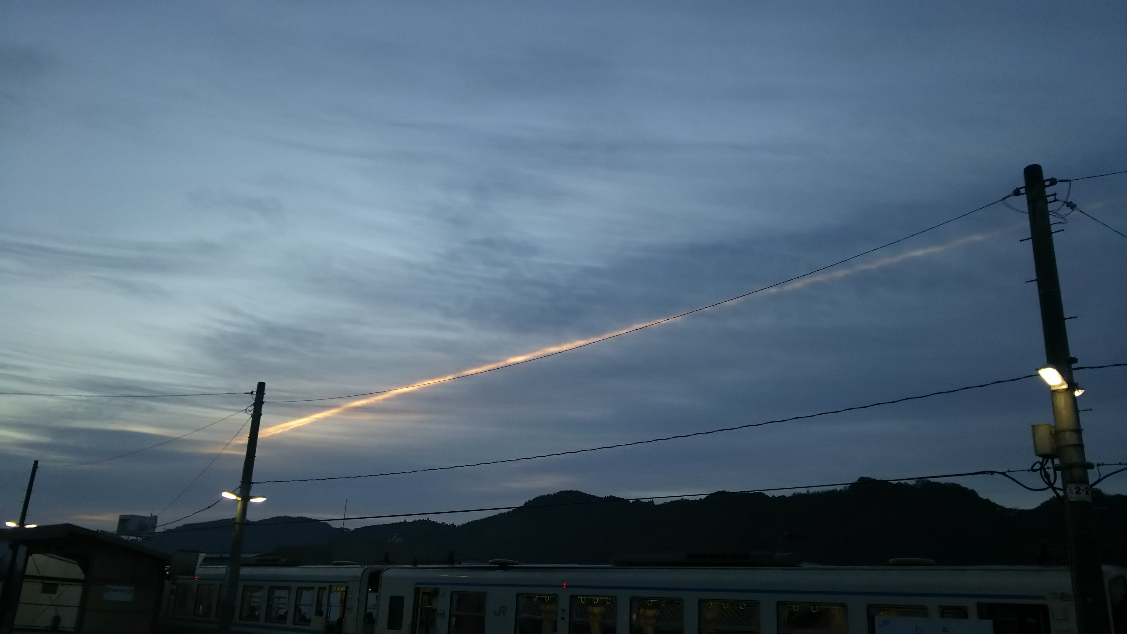 No.38409-1 地震雲