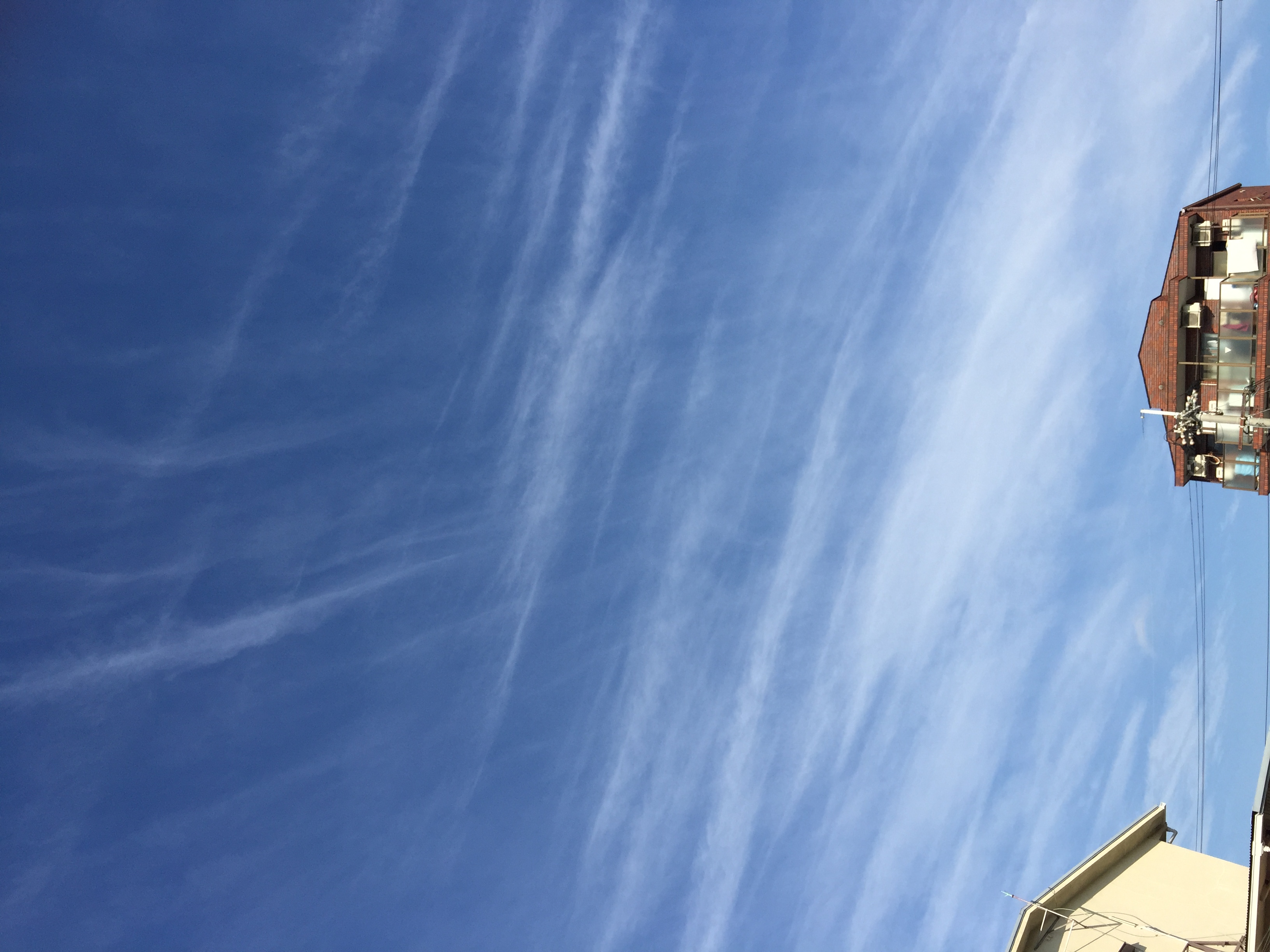 No.38437-1 地震雲