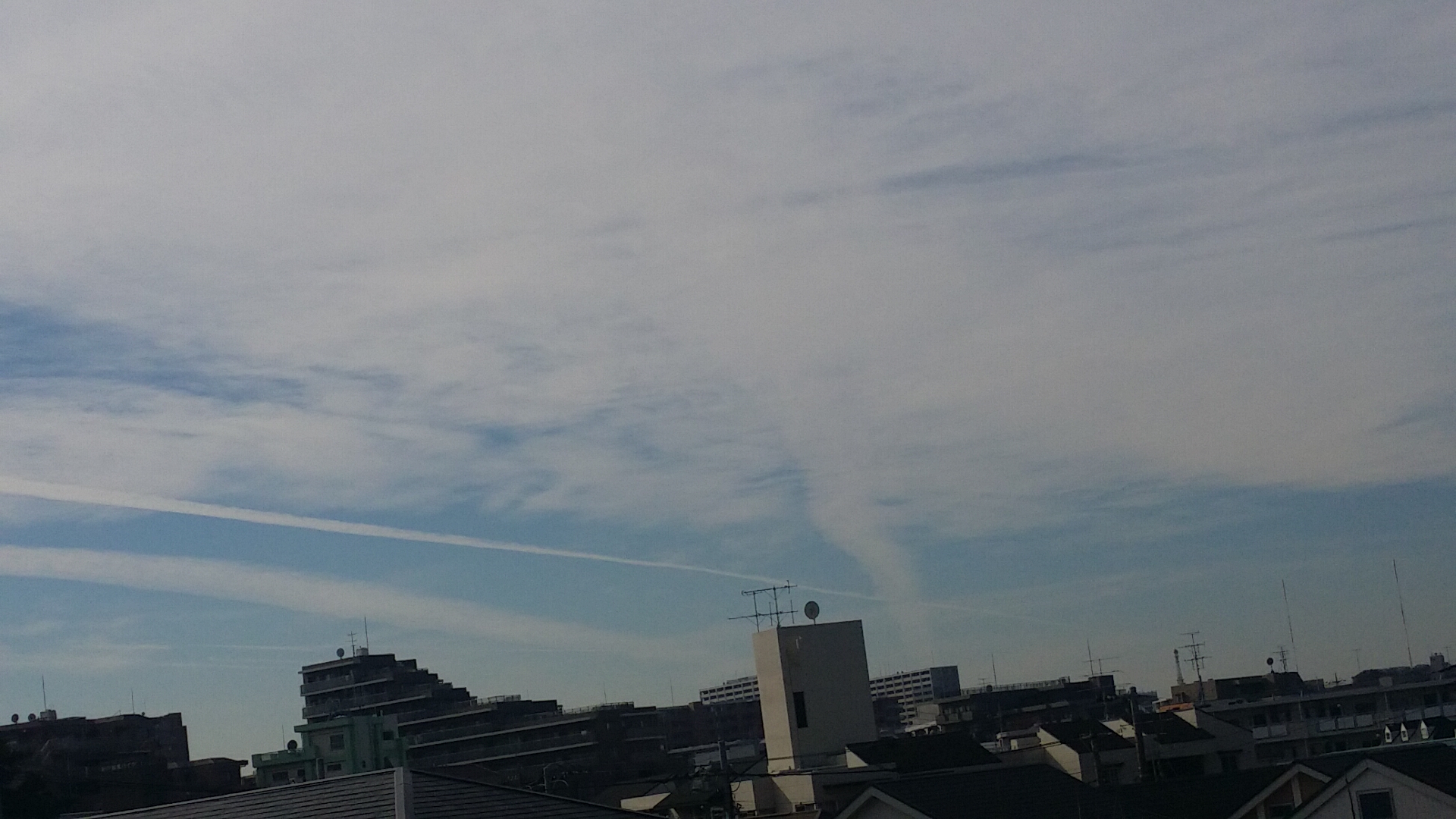 No.38450-1 地震雲