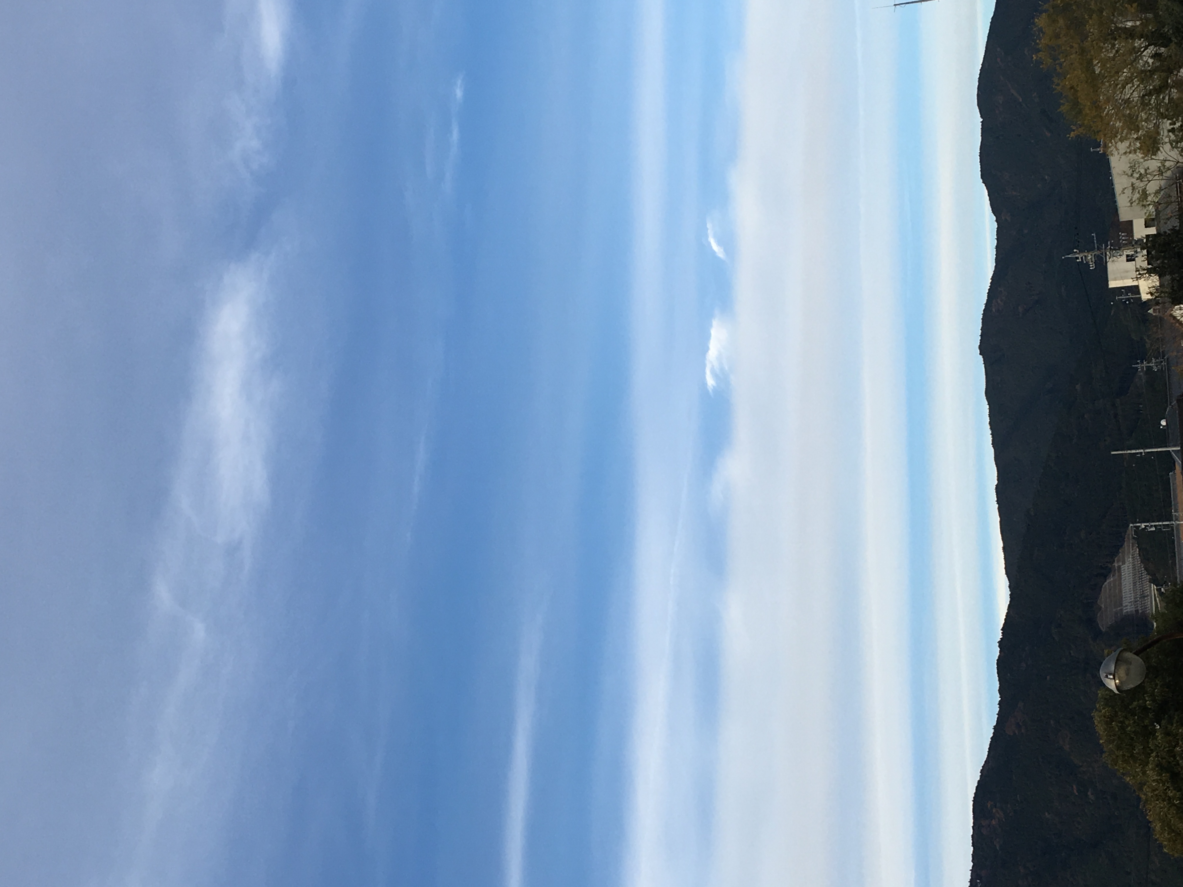 No.38713-1 地震雲