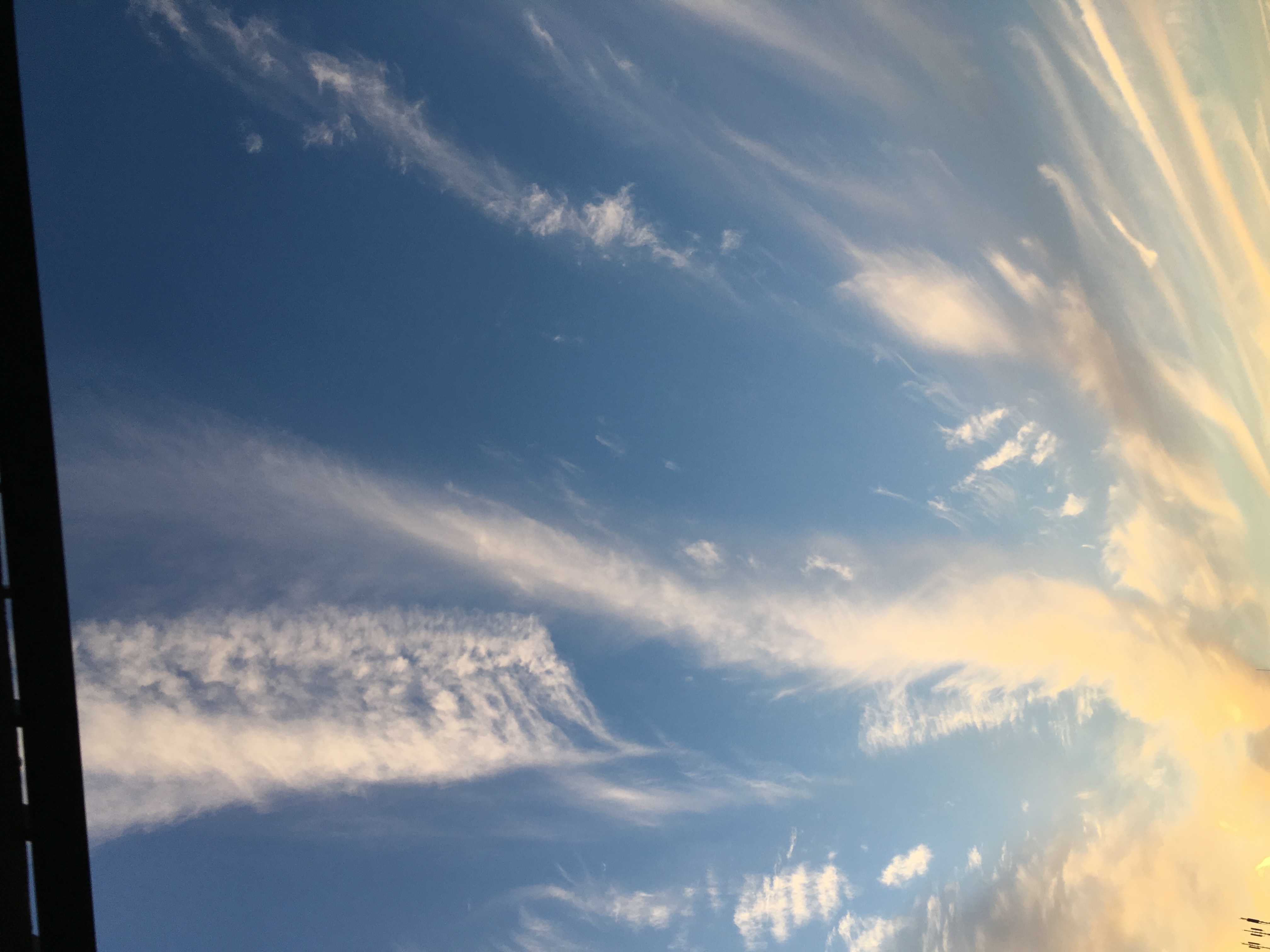 No.38725-1 地震雲