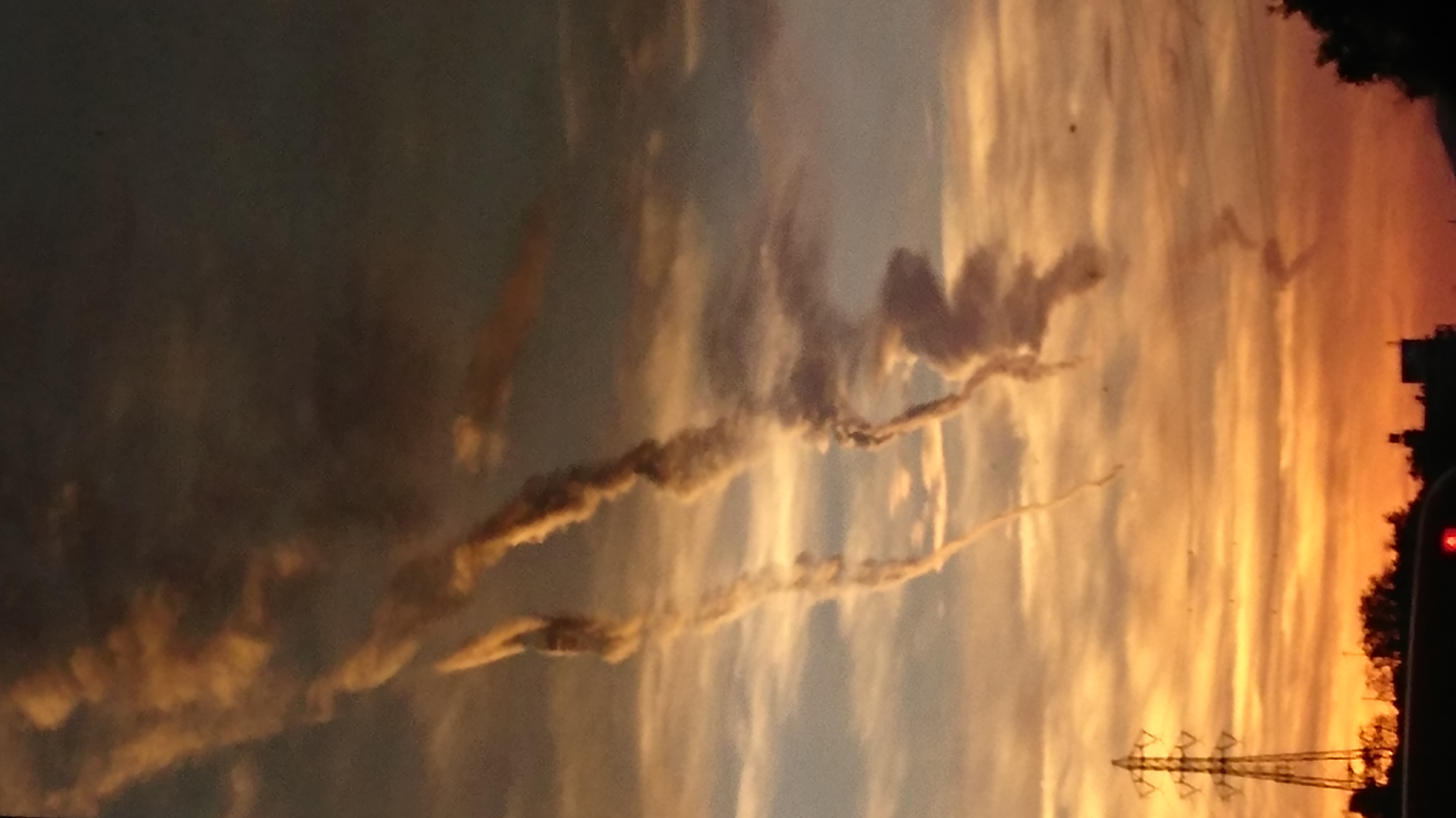 No.39316-1 地震雲