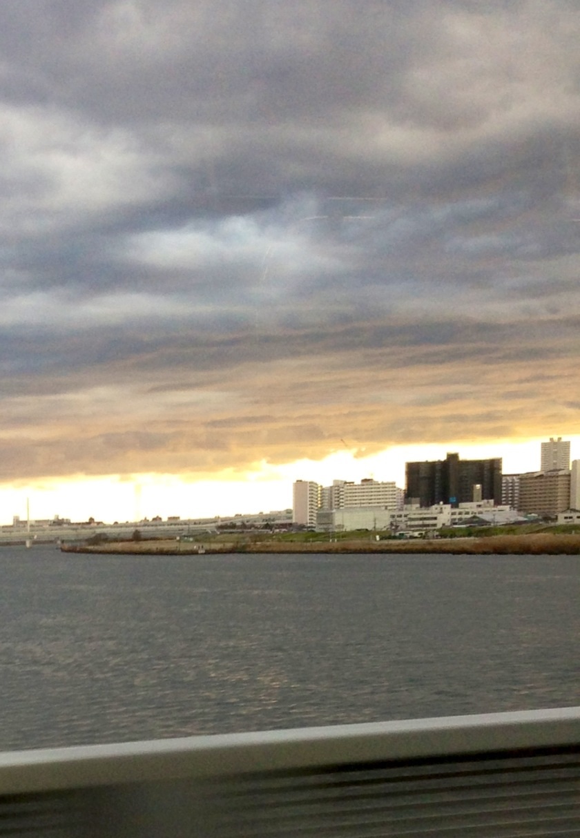 No.39334-1 地震雲