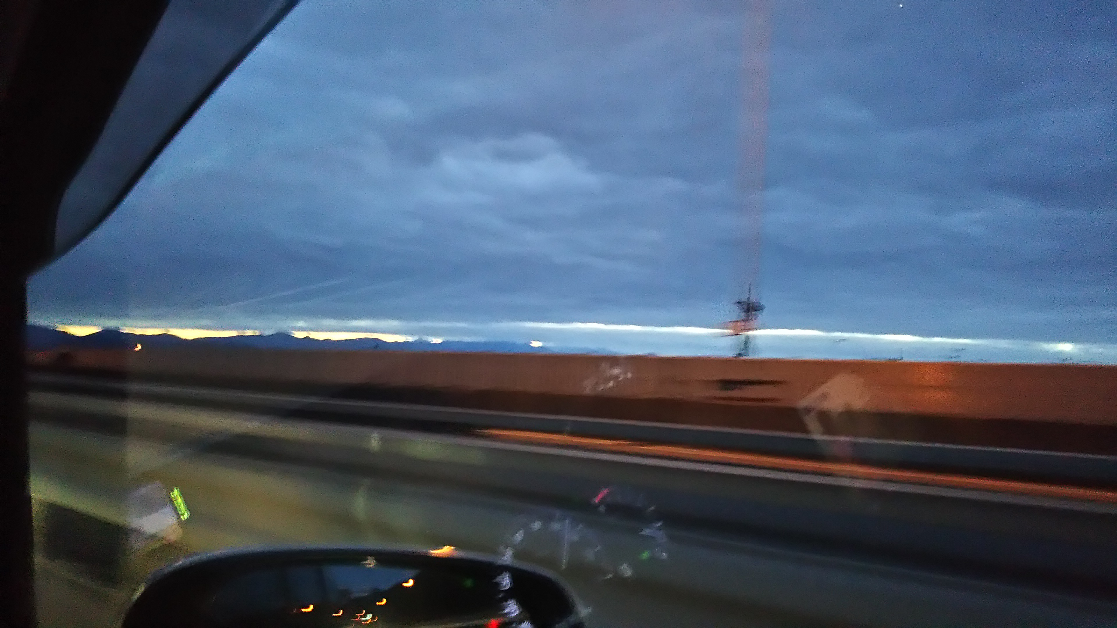 No.39412-1 地震雲