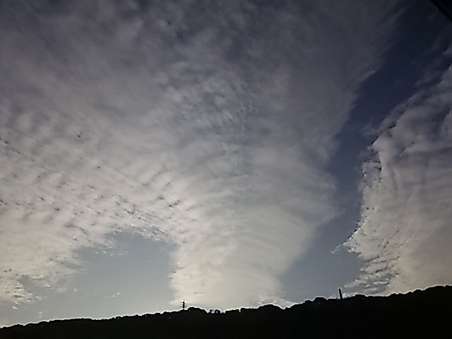 No.39532-1 地震雲