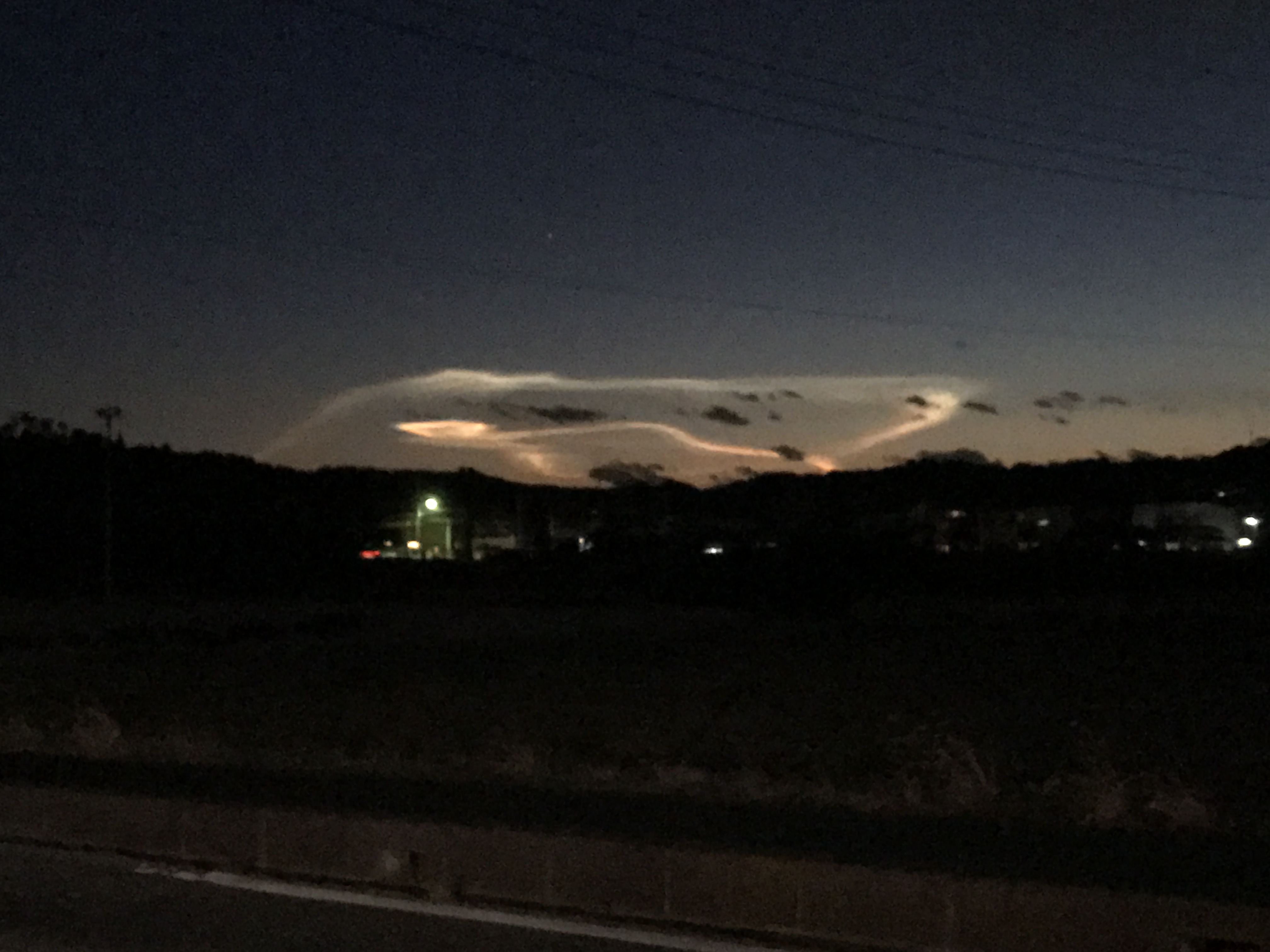No.40055-1 地震雲