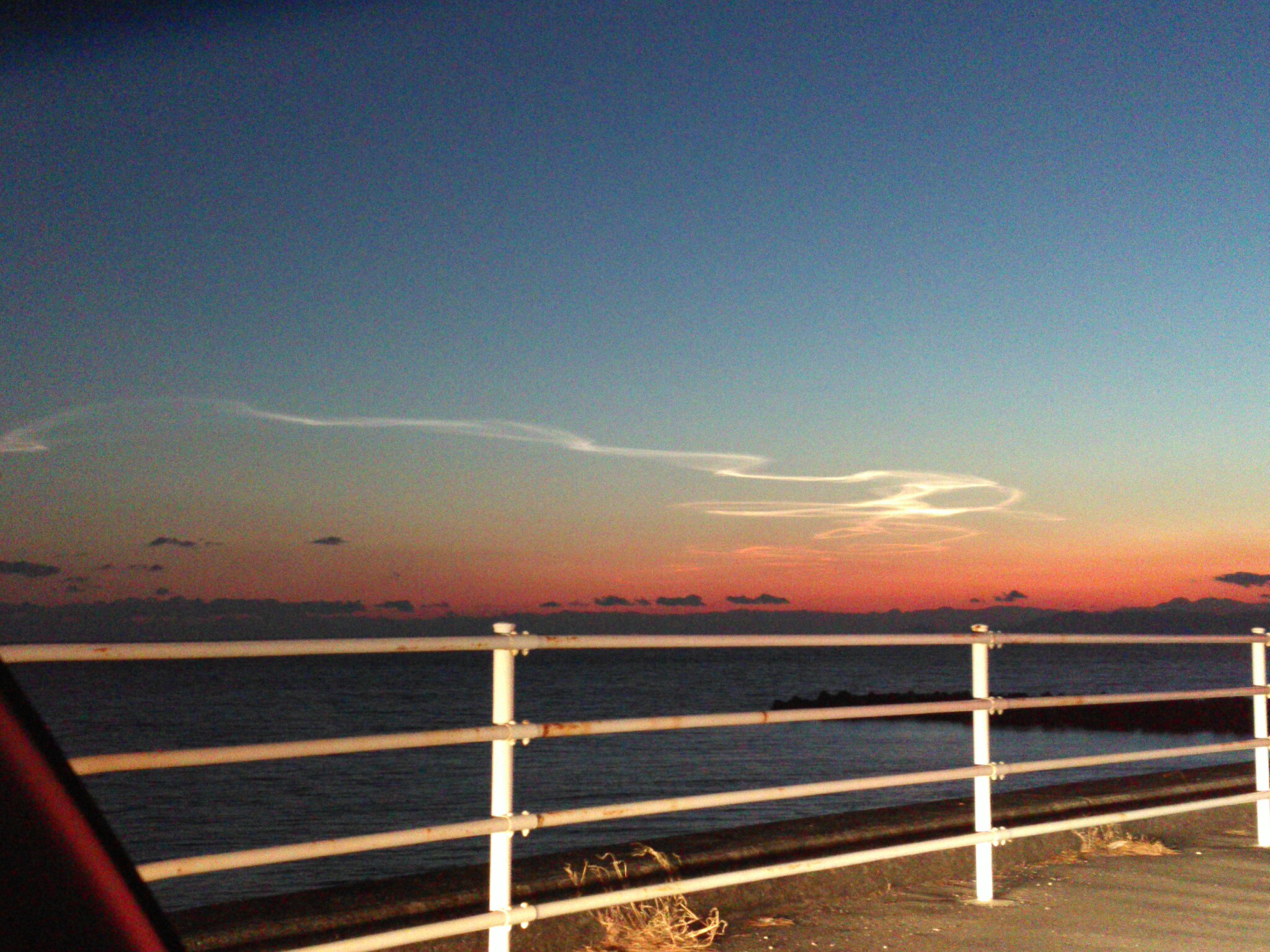 No.40067-1 地震雲