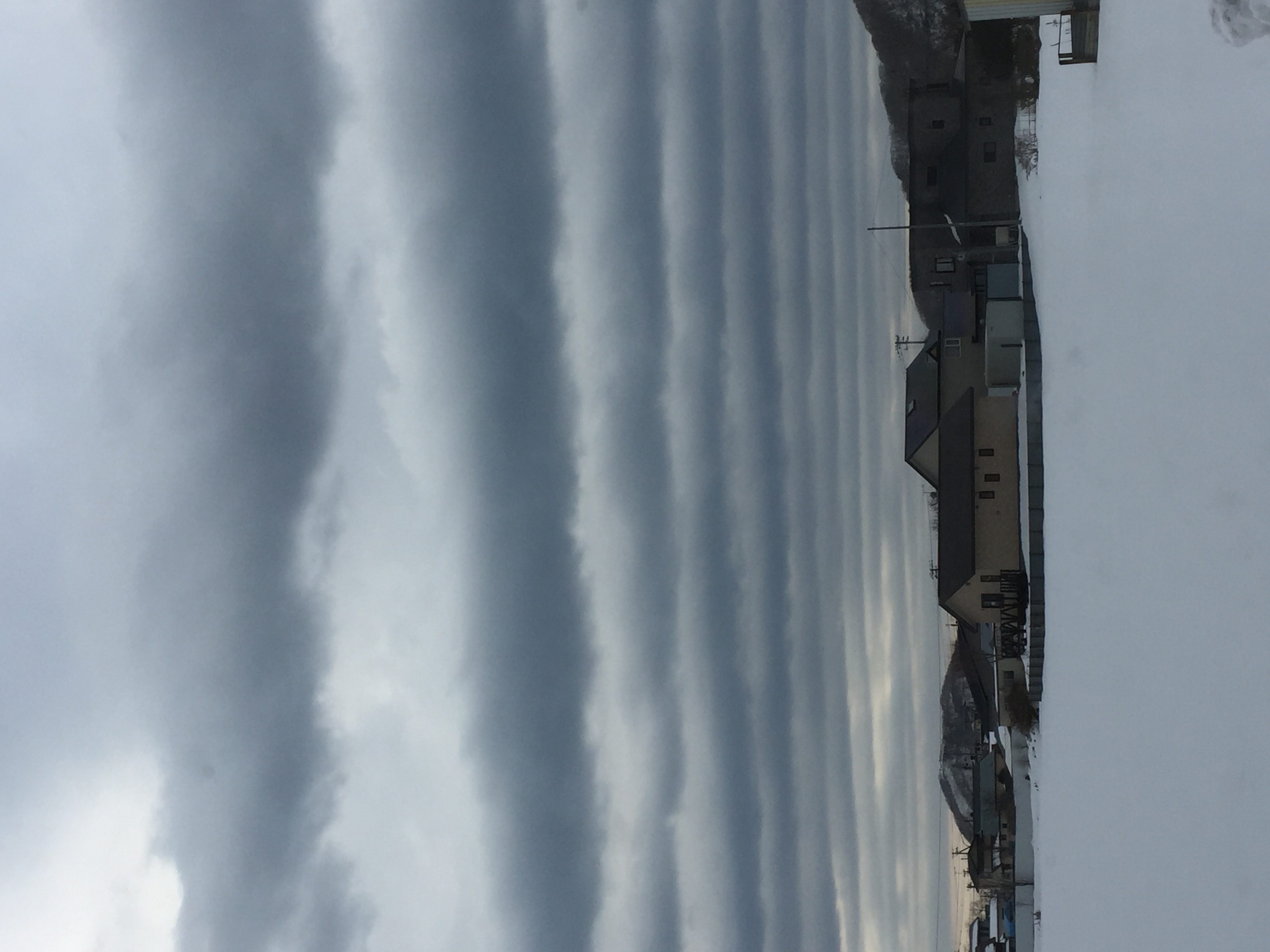 No.40137-1 地震雲