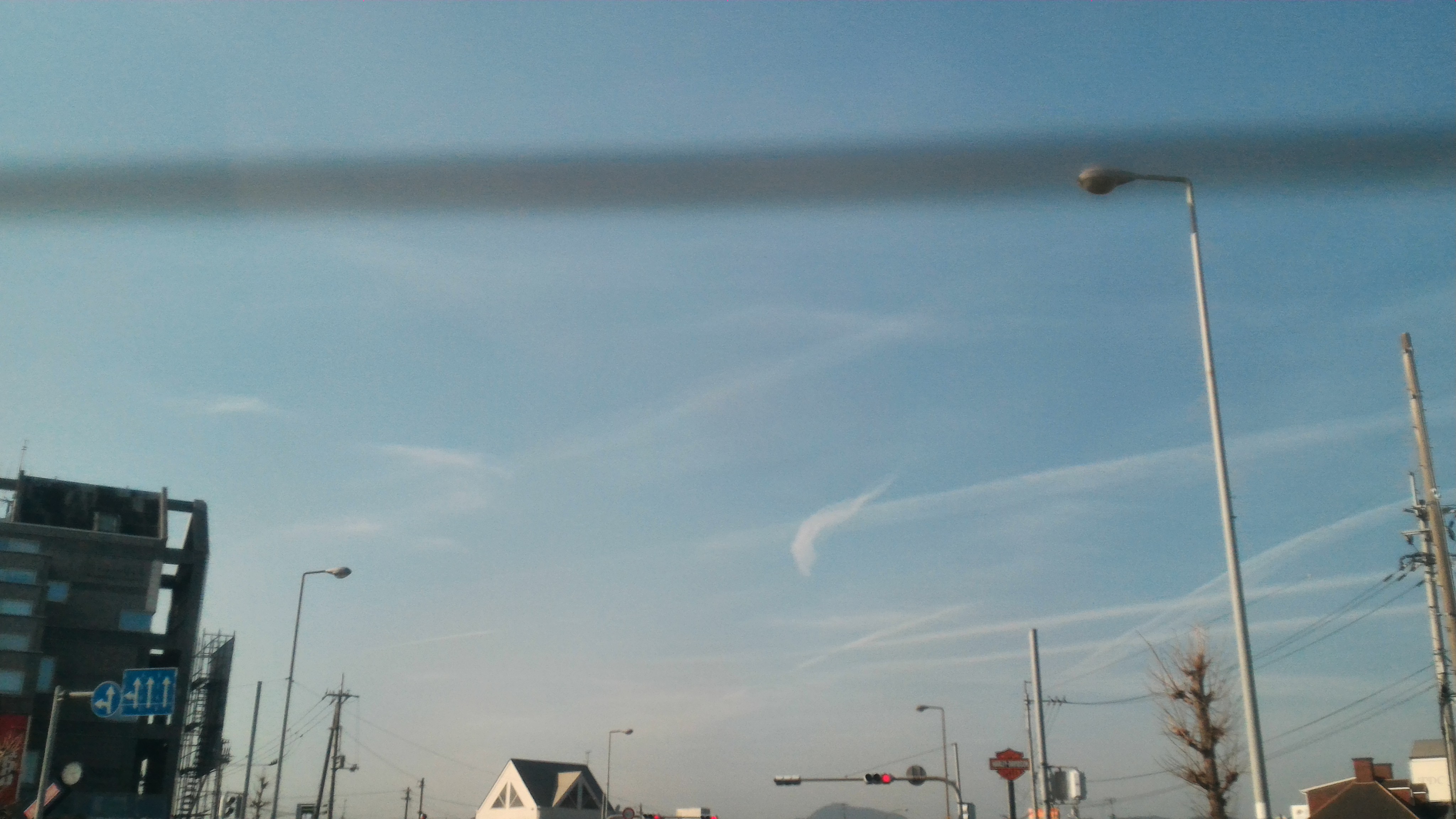 No.40151-1 地震雲