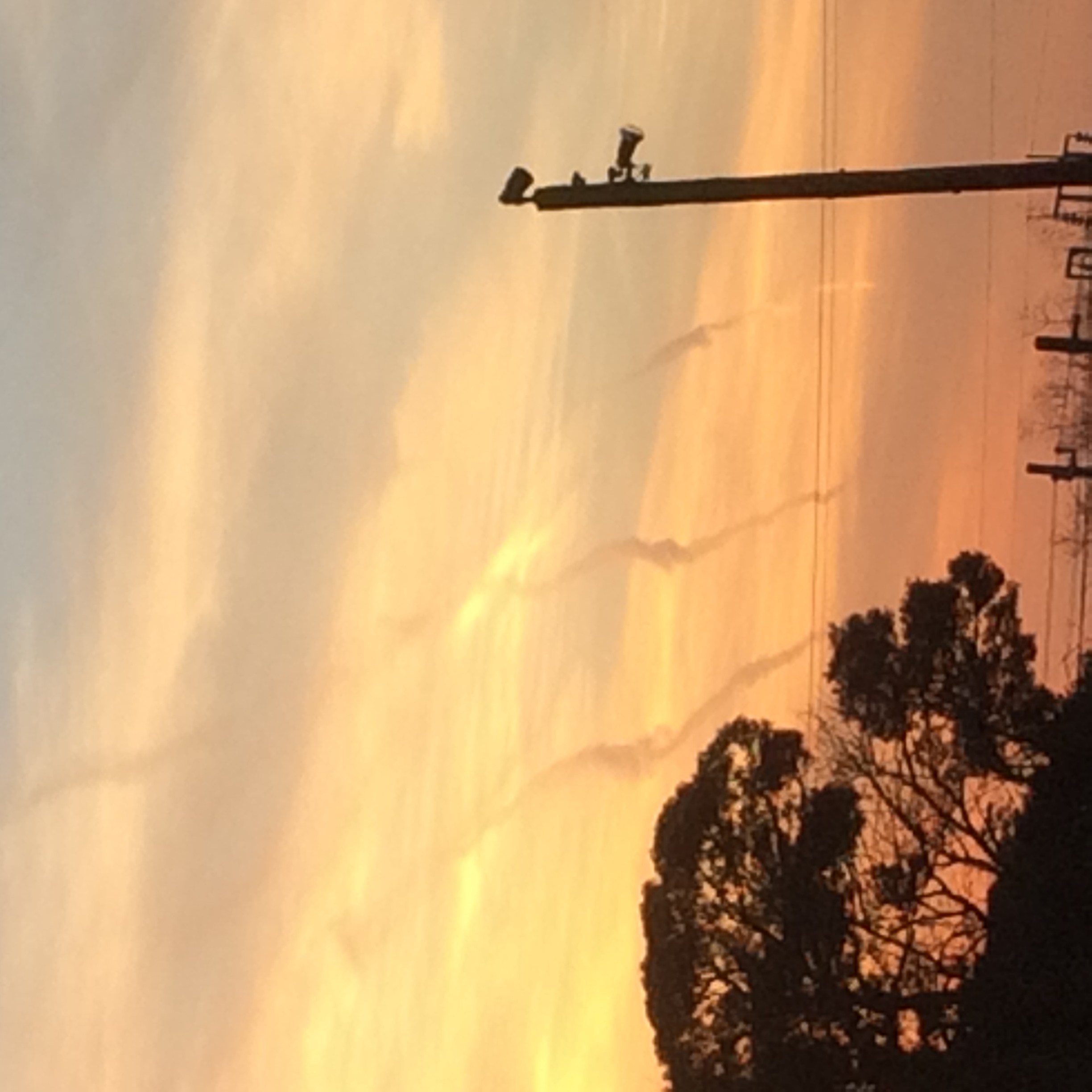 No.40184-1 地震雲