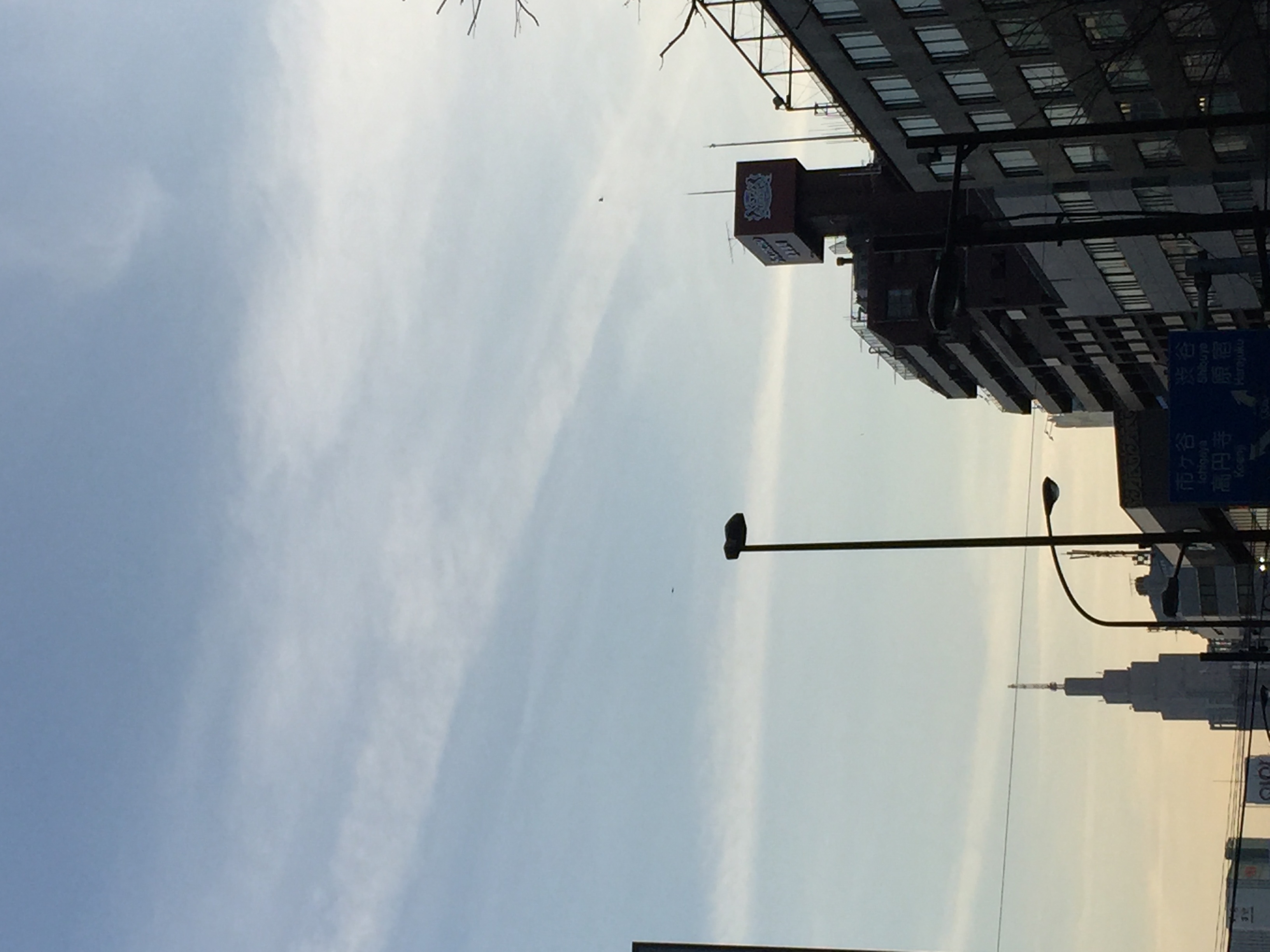 No.40198-1 地震雲