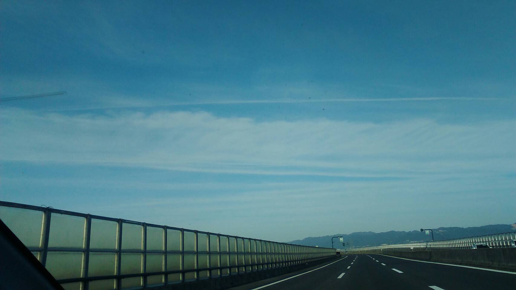 No.40204-1 地震雲