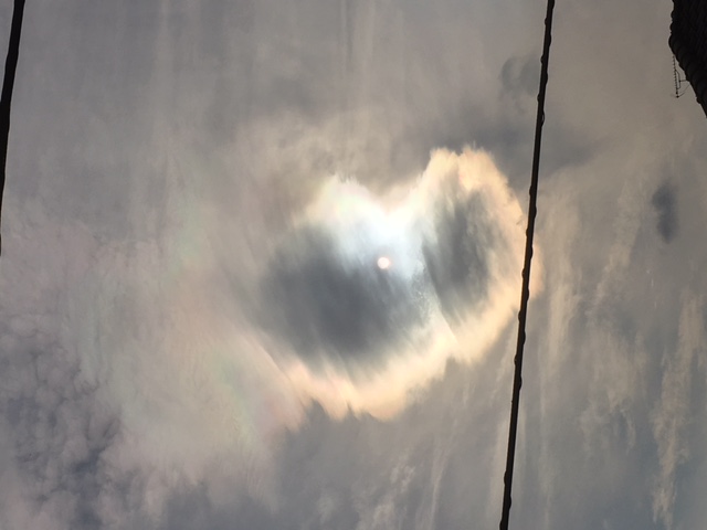 No.40270-1 地震雲