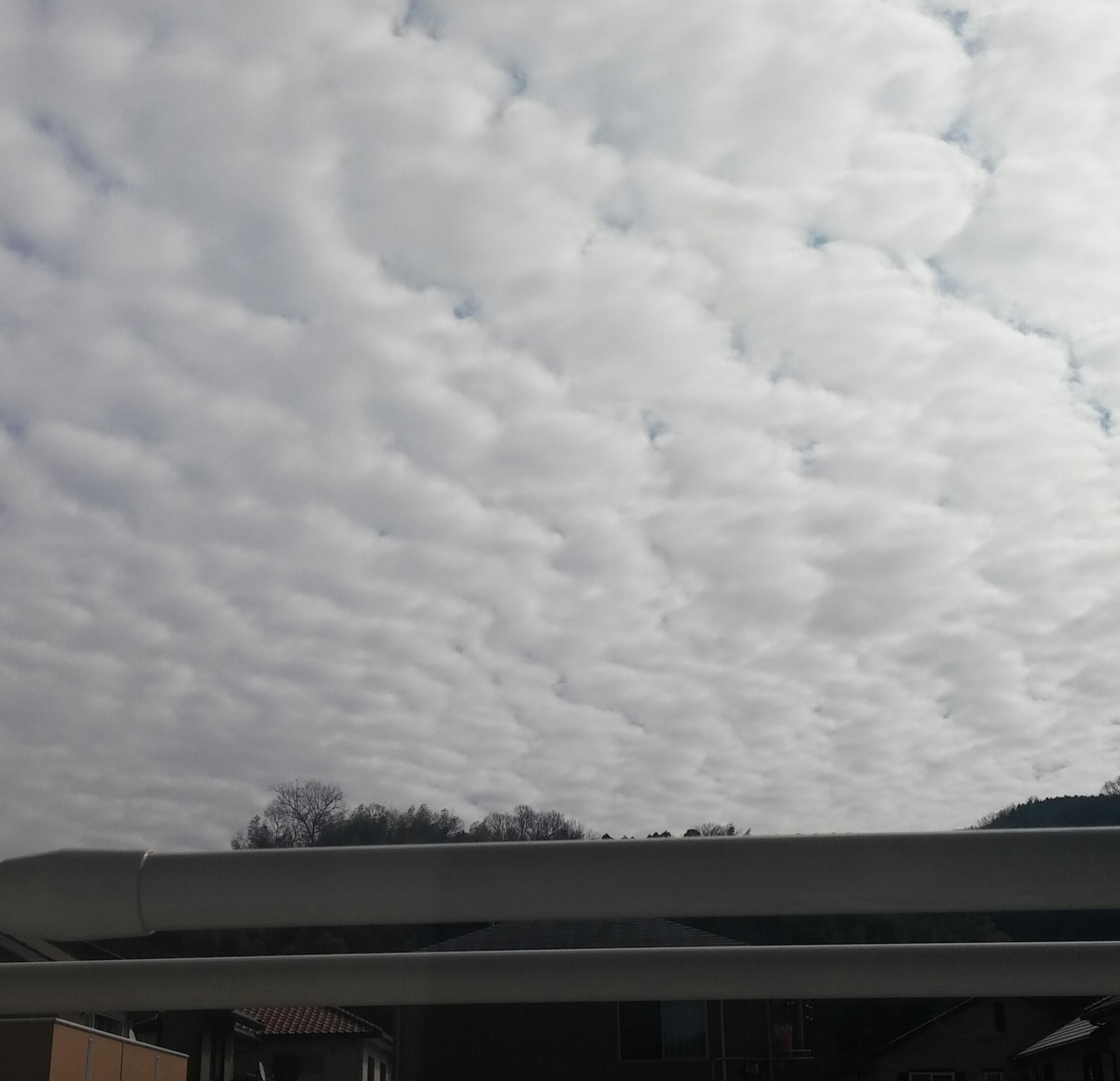 No.40405-1 地震雲