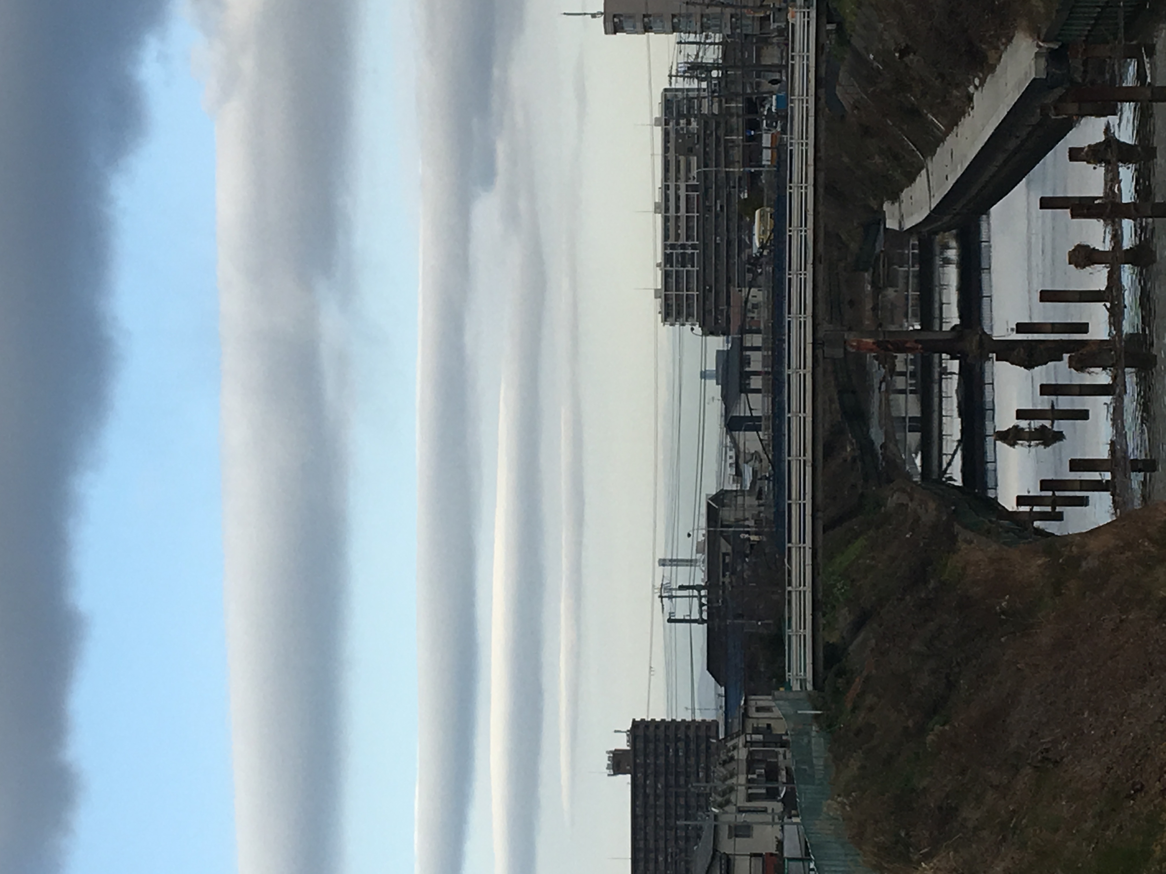 No.40570-1 地震雲