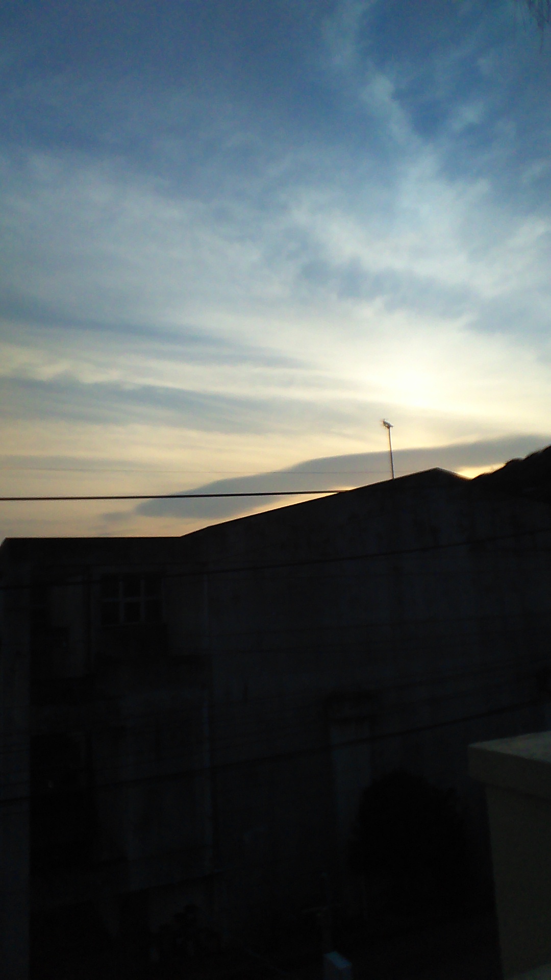 No.41449-1 地震雲