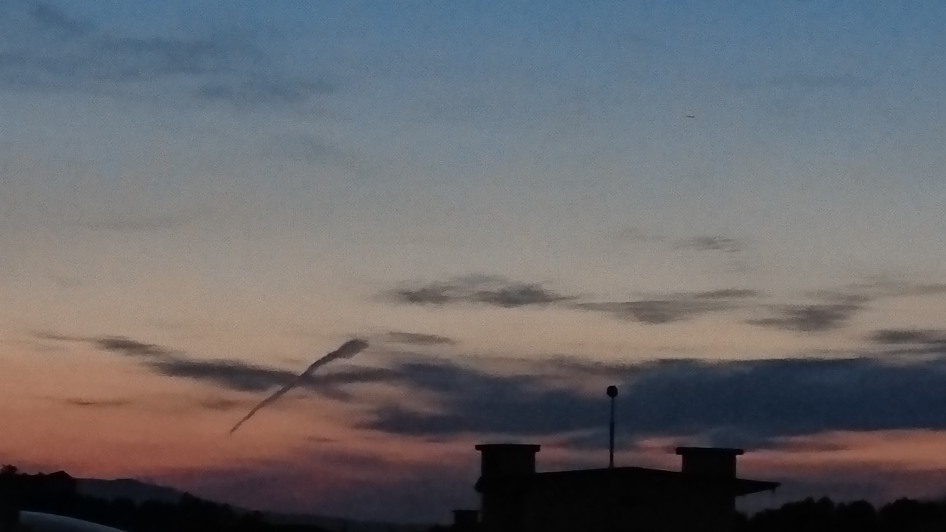 No.41536-1 地震雲