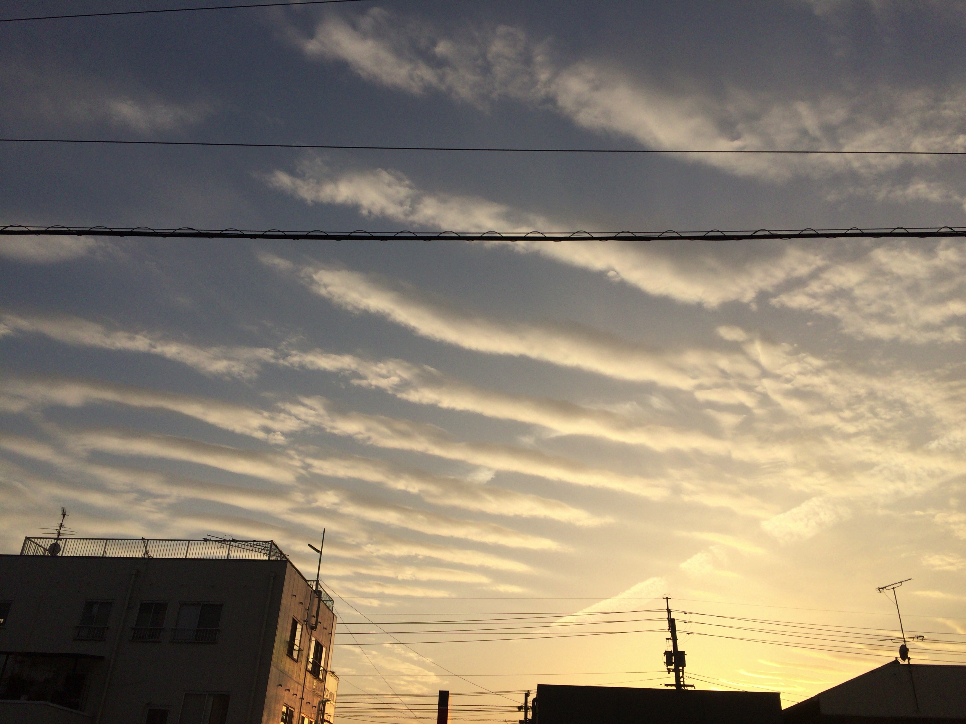 No.41746-1 地震雲