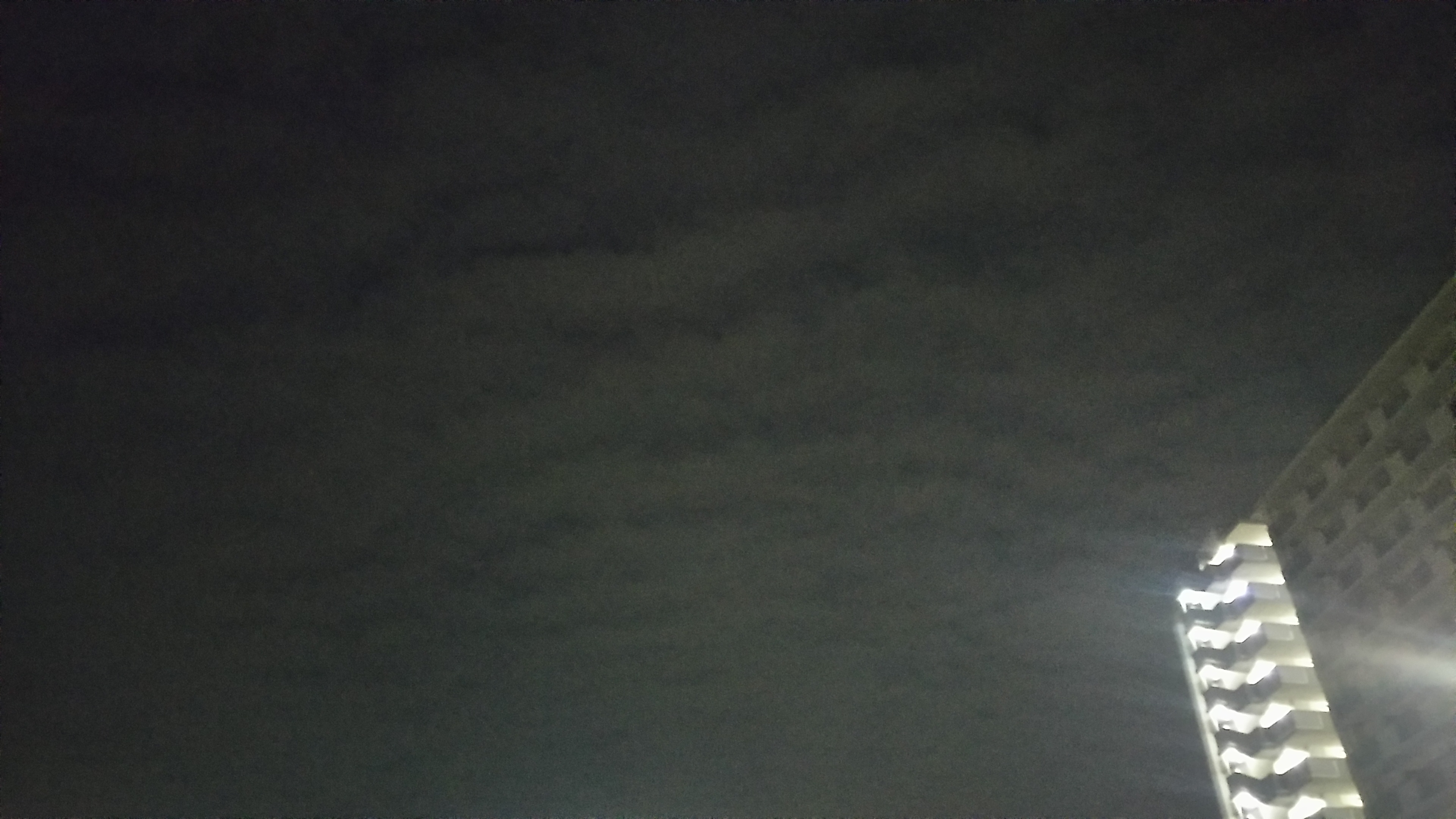 No.42256-1 地震雲