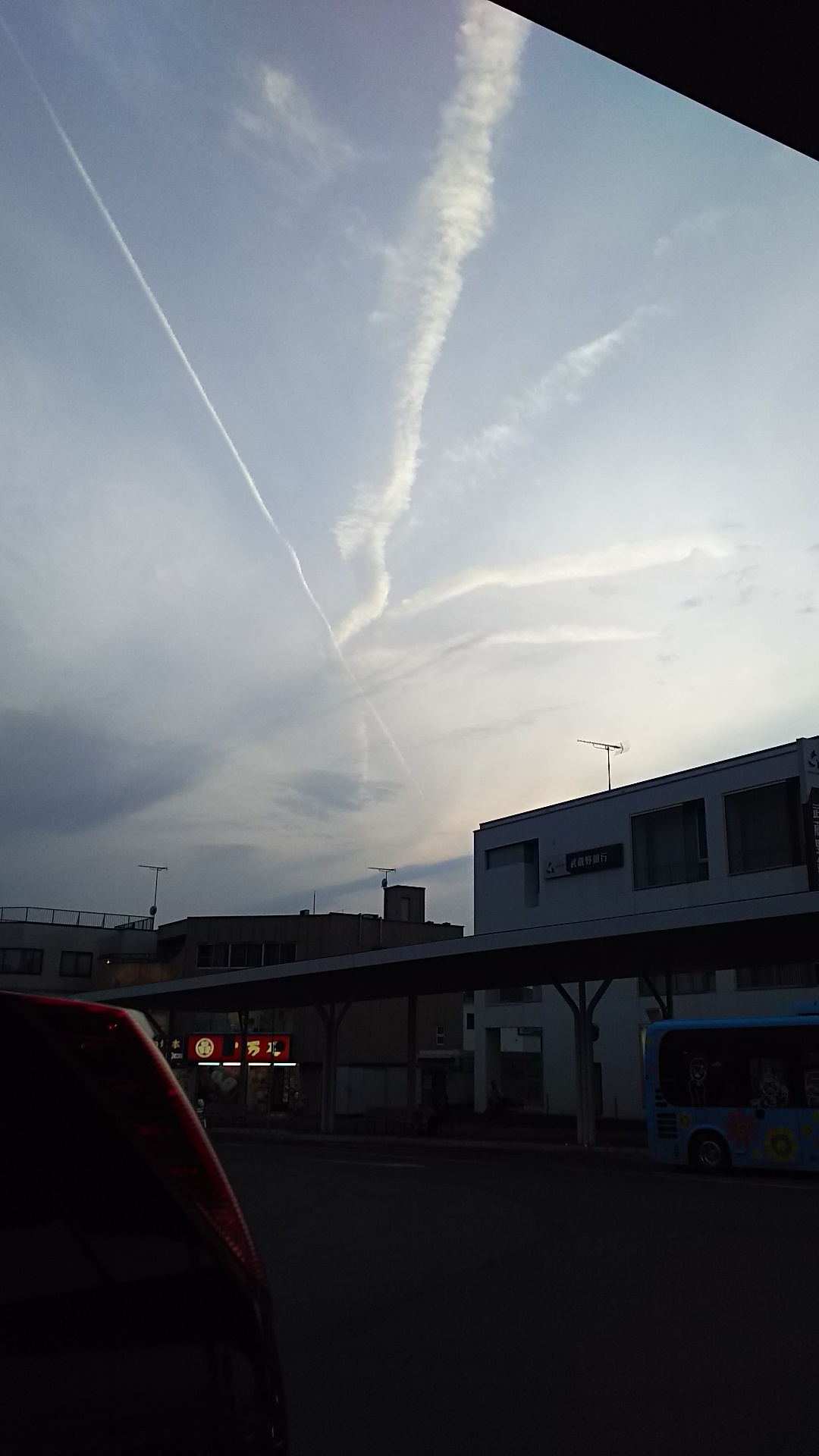 No.42669-1 地震雲