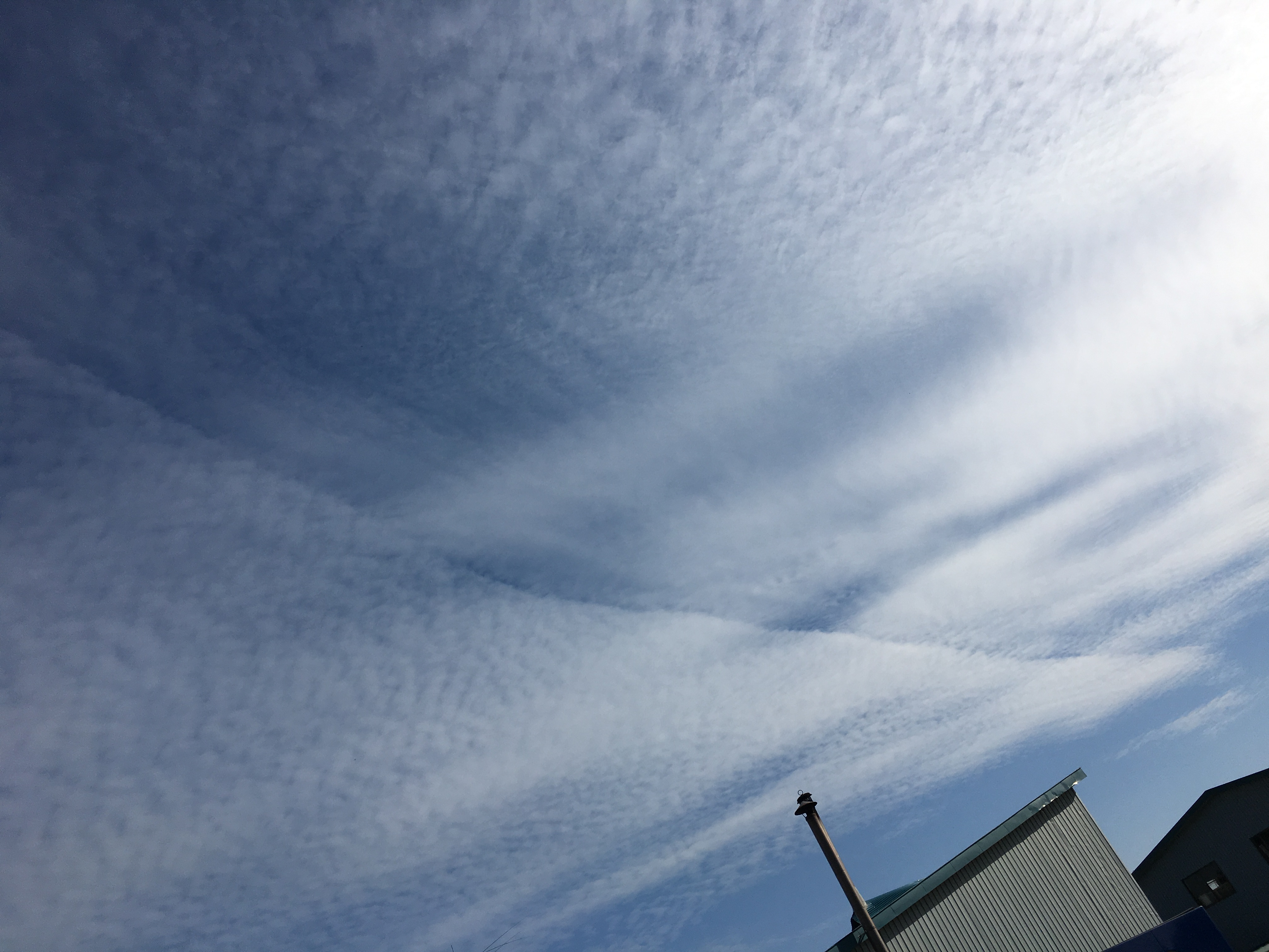 No.43065-1 地震雲