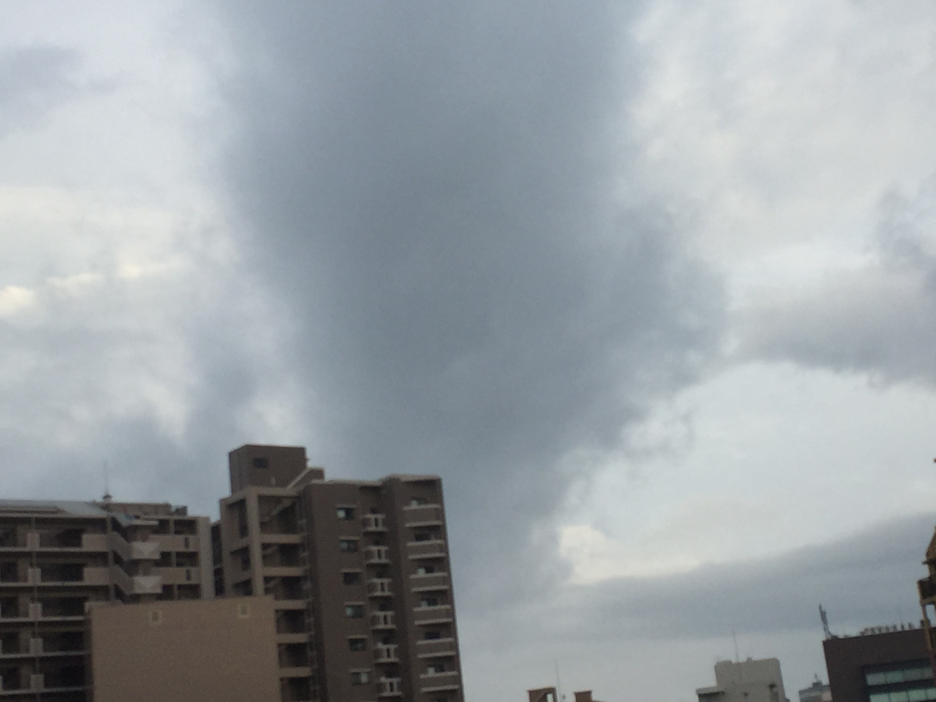 No.43275-1 地震雲